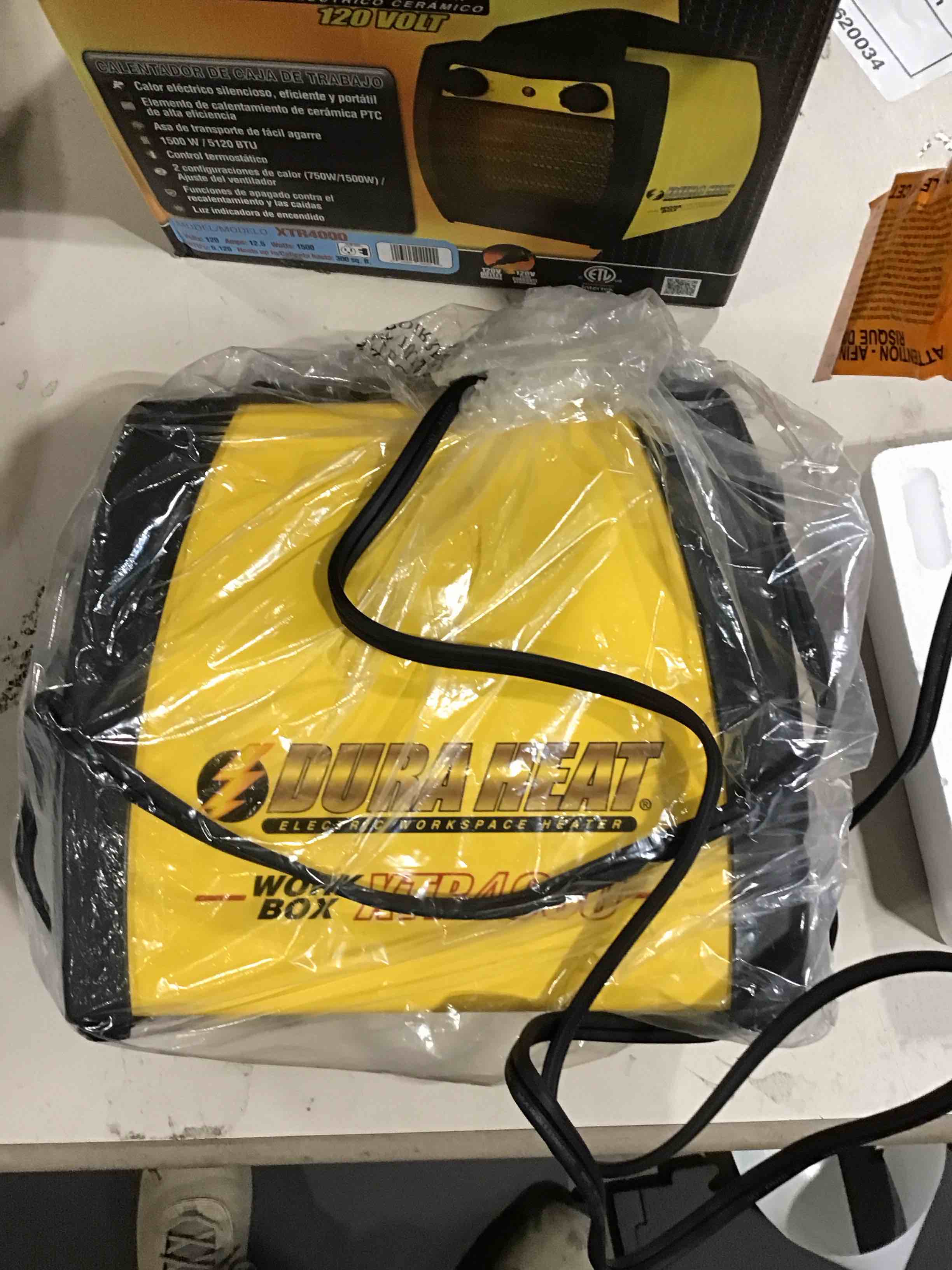 https://s3.amazonaws.com/lotting-images-prod/bidfta/RED6643762_1731949175040.jpeg