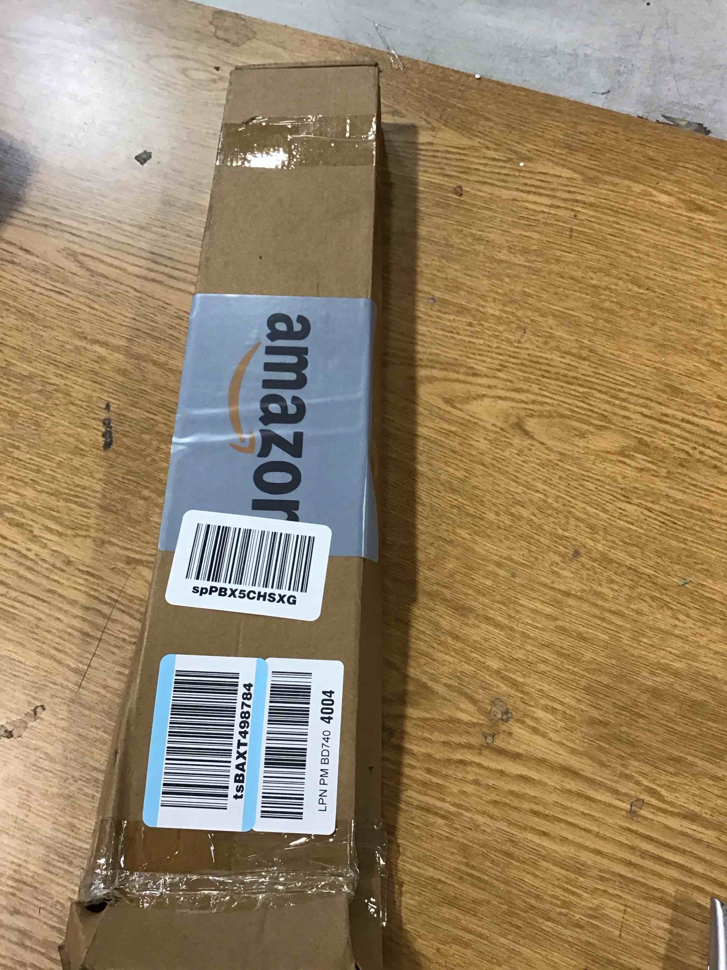 https://s3.amazonaws.com/lotting-images-prod/bidfta/RED6644852_1729190191265.jpeg