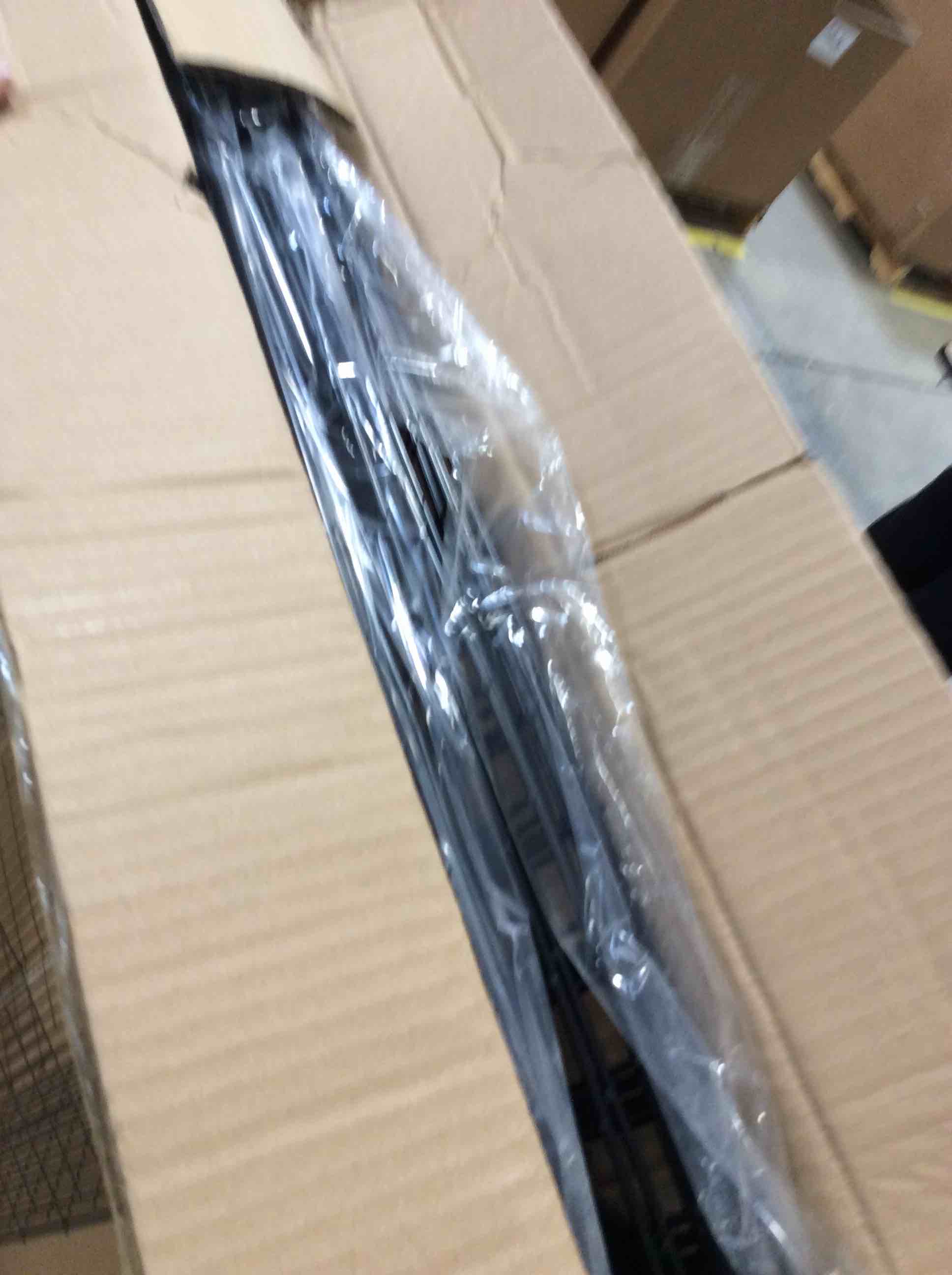 https://s3.amazonaws.com/lotting-images-prod/bidfta/RED6645090_1729527087684.jpeg