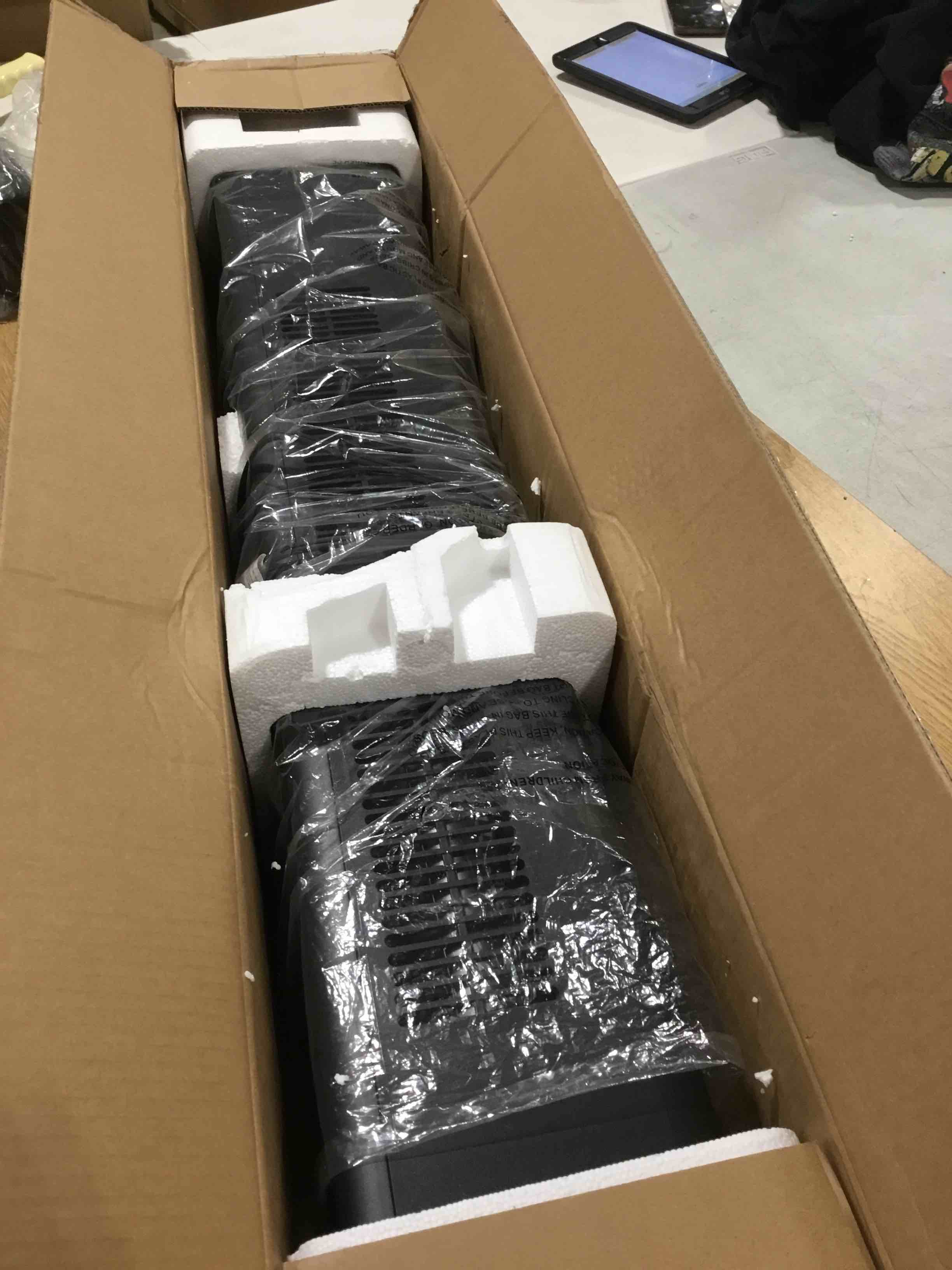 https://s3.amazonaws.com/lotting-images-prod/bidfta/RED6645330_1729684058227.jpeg