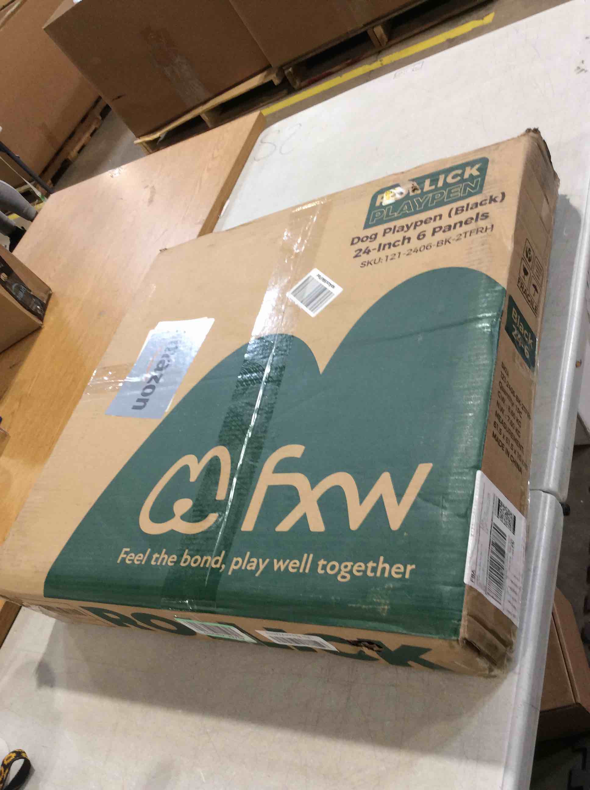 https://s3.amazonaws.com/lotting-images-prod/bidfta/RED6647296_1728582445223.jpeg