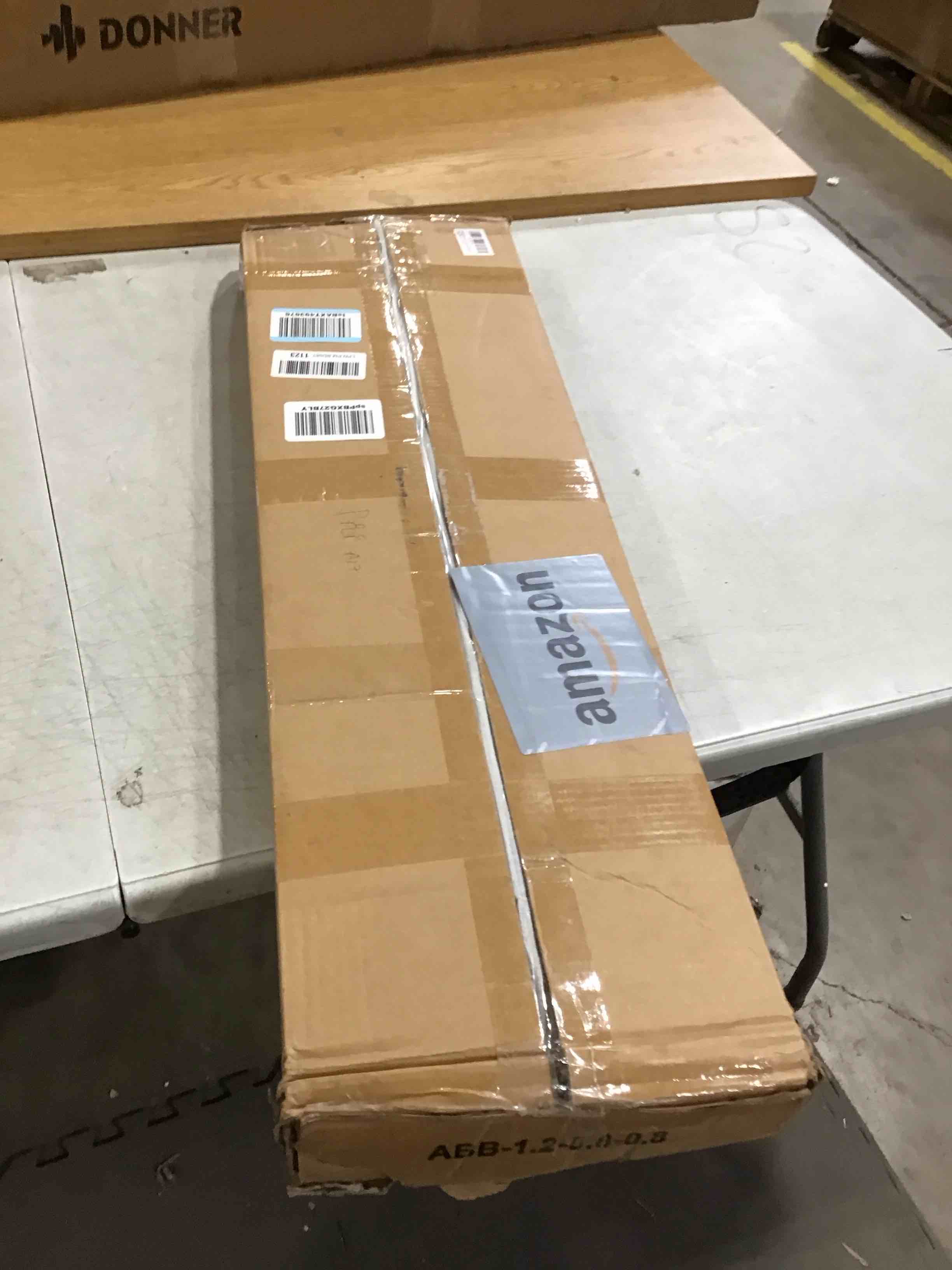 https://s3.amazonaws.com/lotting-images-prod/bidfta/RED6647415_1728657860893.jpeg
