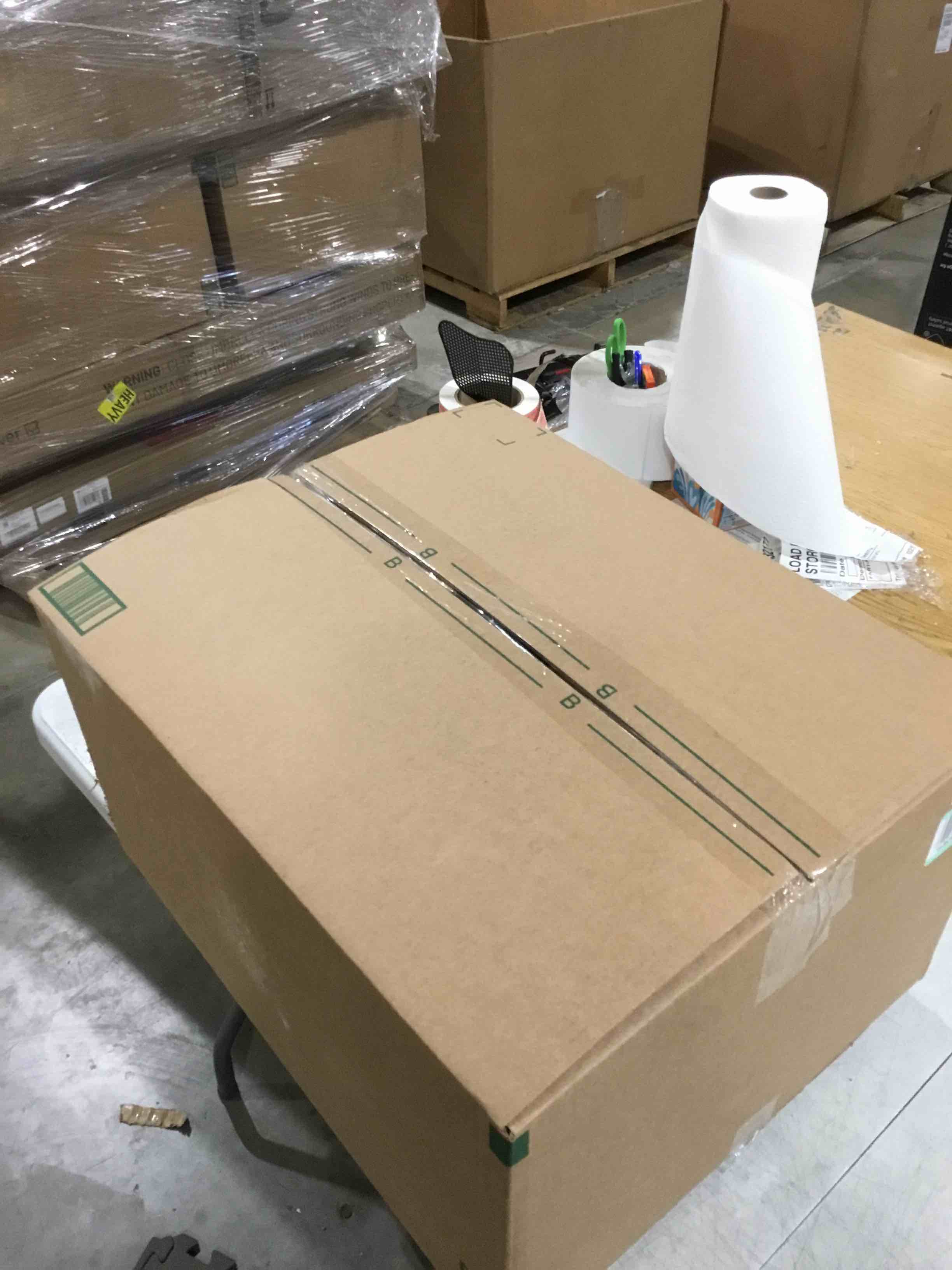 https://s3.amazonaws.com/lotting-images-prod/bidfta/RED6647701_1729006582622.jpeg