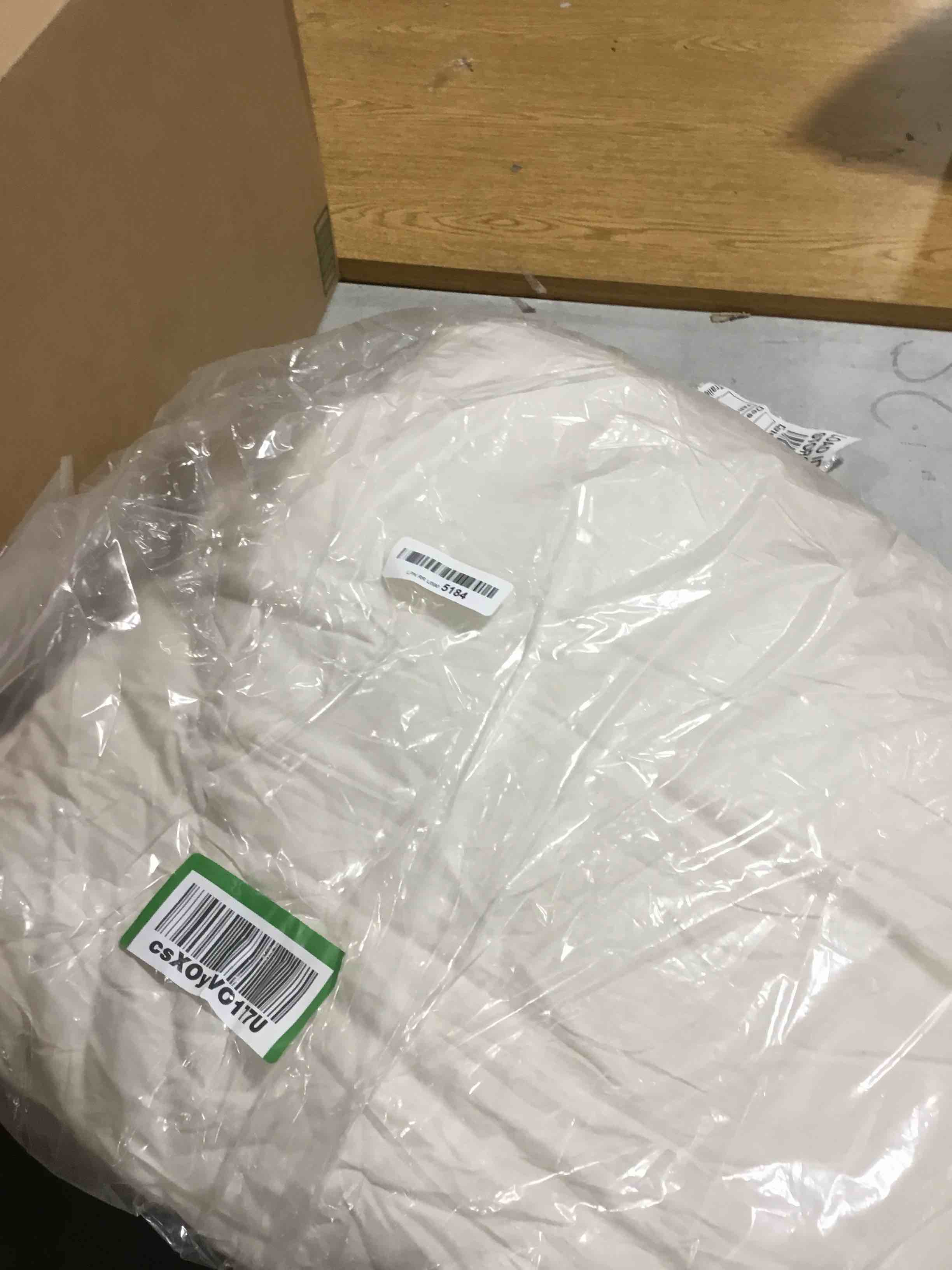 https://s3.amazonaws.com/lotting-images-prod/bidfta/RED6647704_1729007323046.jpeg