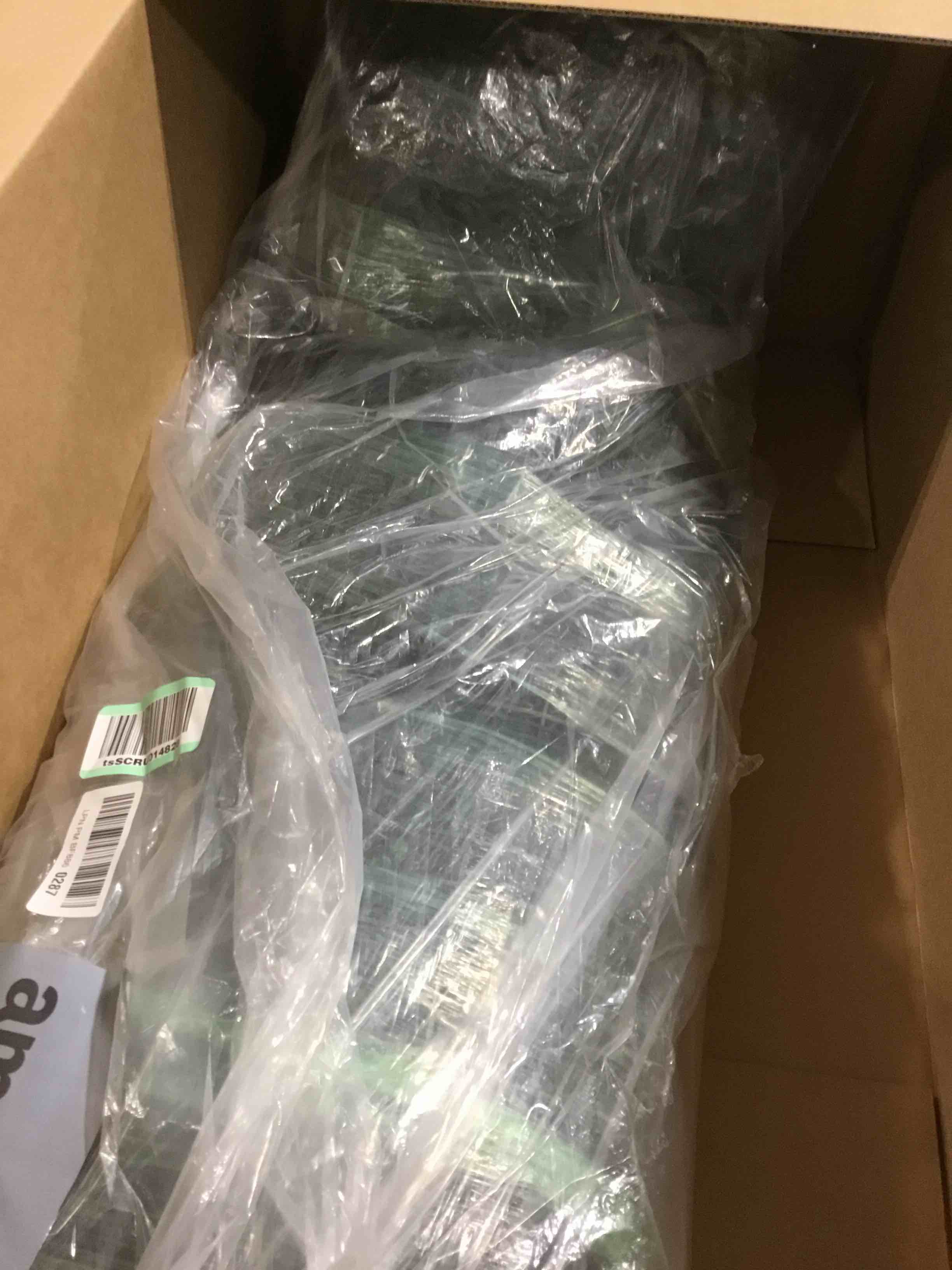 https://s3.amazonaws.com/lotting-images-prod/bidfta/RED6647707_1729007667783.jpeg