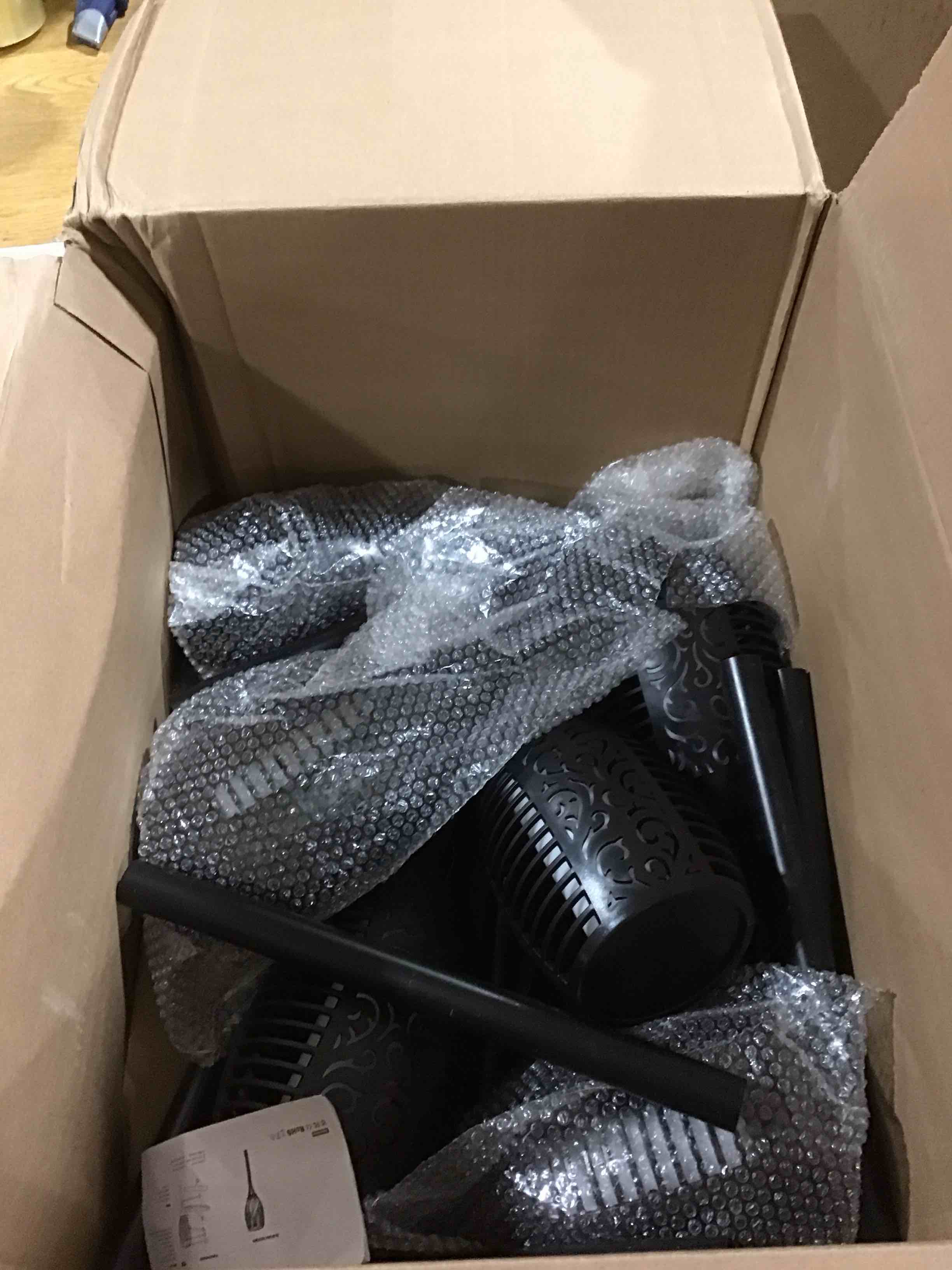 https://s3.amazonaws.com/lotting-images-prod/bidfta/RED6647762_1729080116166.jpeg