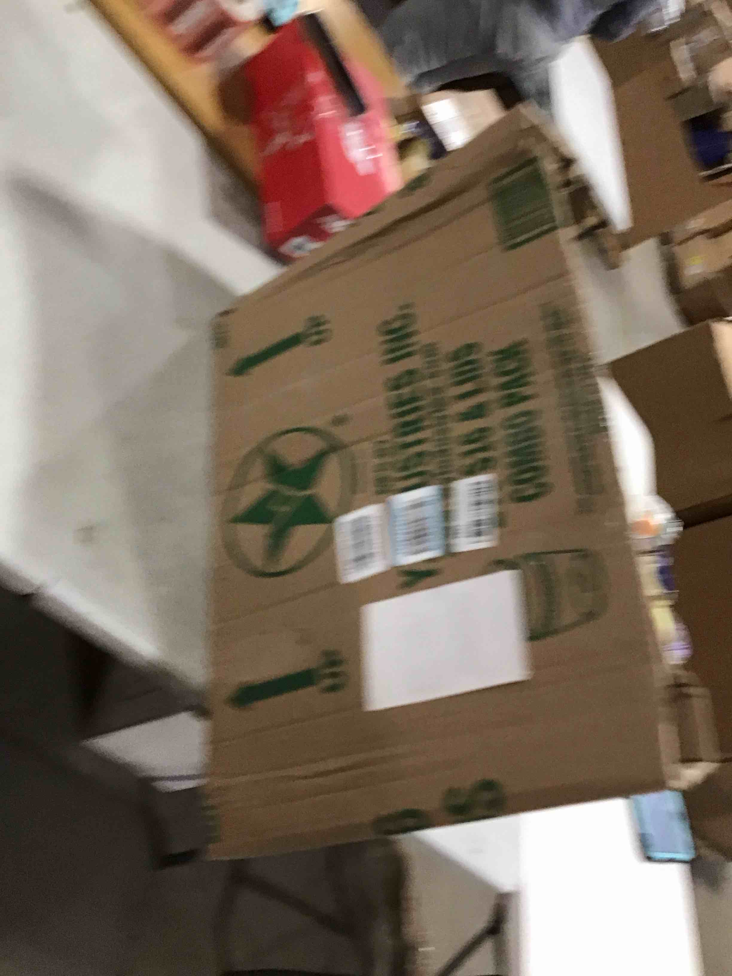 https://s3.amazonaws.com/lotting-images-prod/bidfta/RED6647816_1729089171344.jpeg