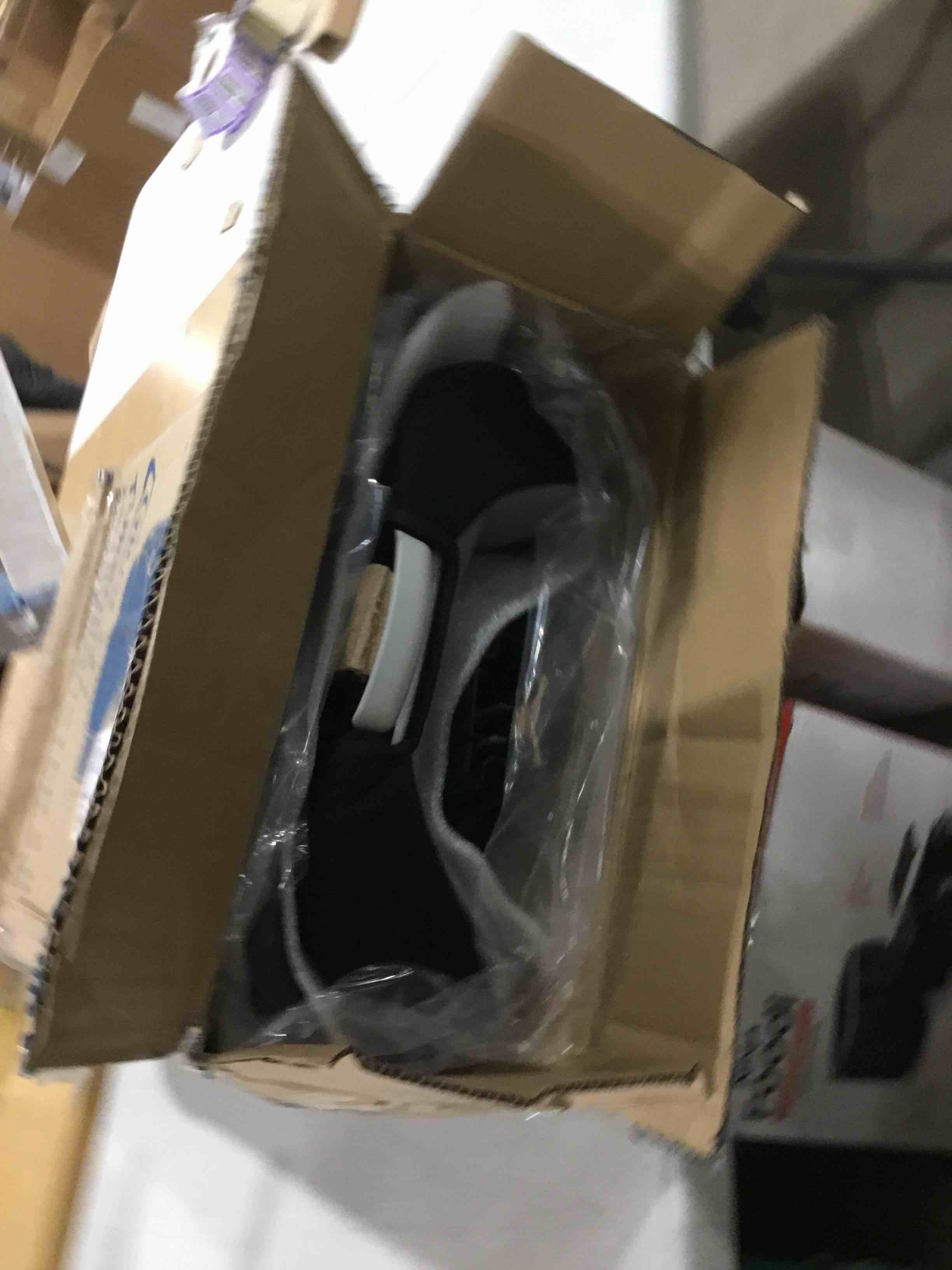 https://s3.amazonaws.com/lotting-images-prod/bidfta/RED6647953_1729164956726.jpeg
