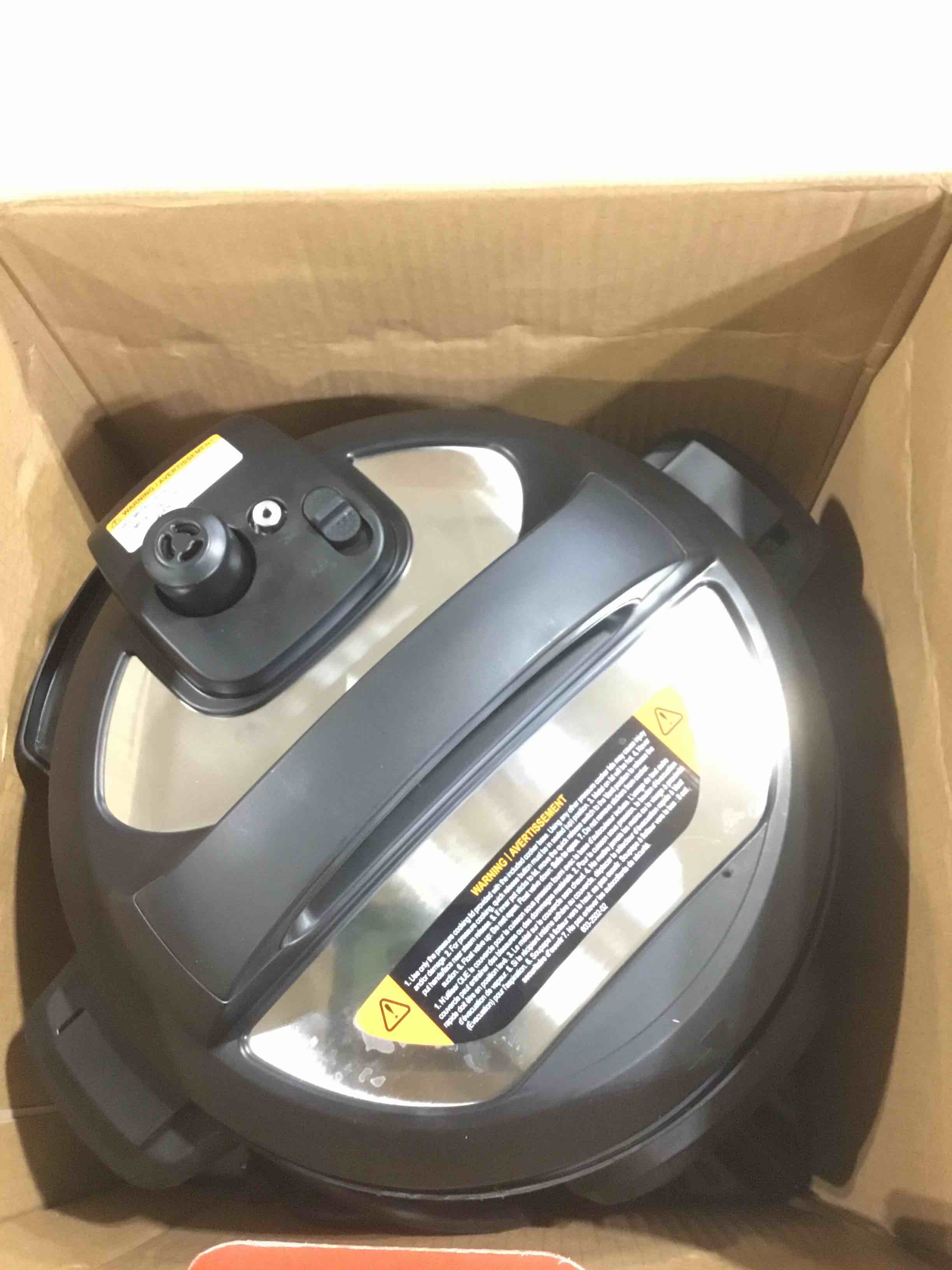 https://s3.amazonaws.com/lotting-images-prod/bidfta/RED6648071_1729189268425.jpeg