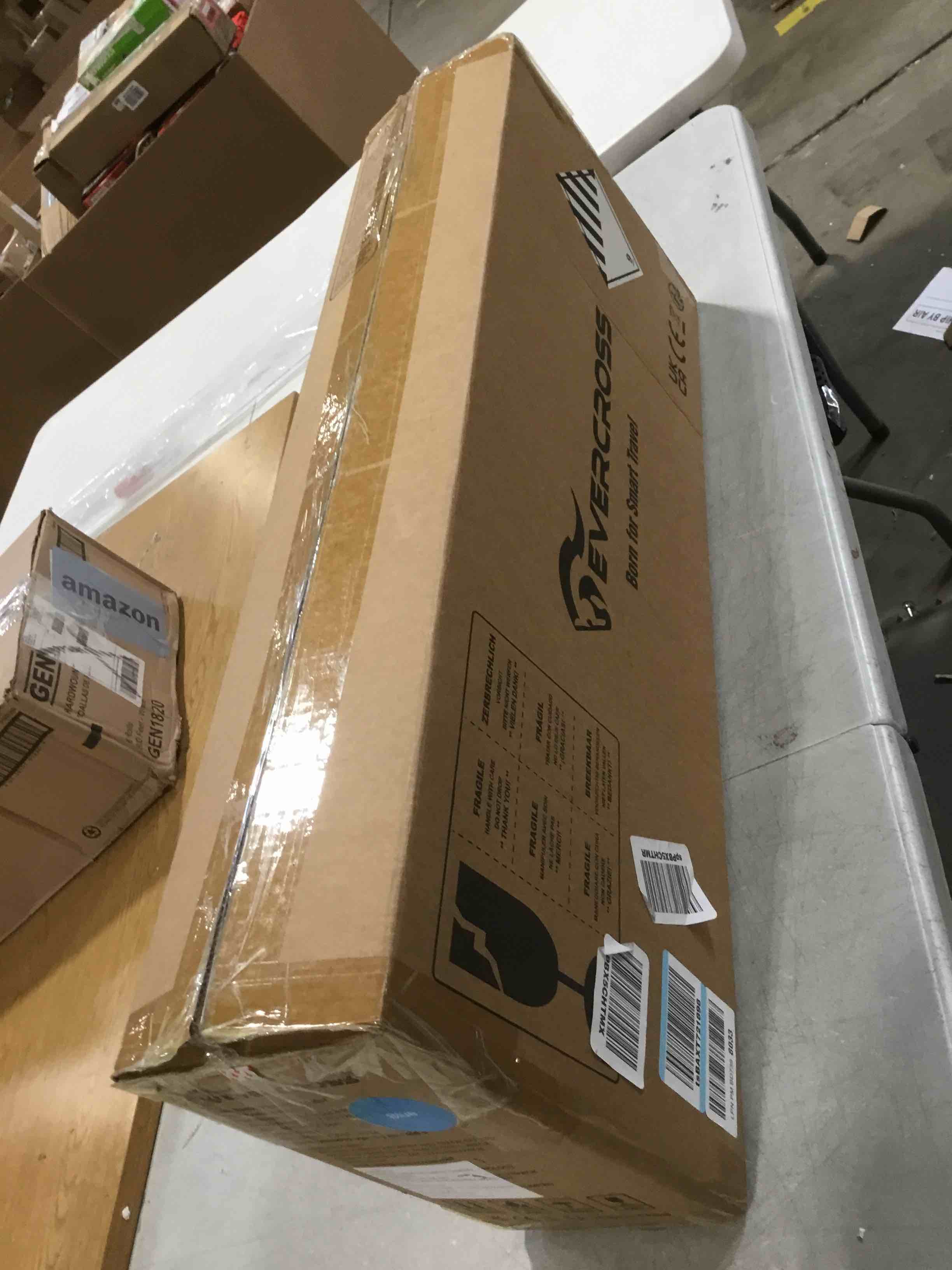 https://s3.amazonaws.com/lotting-images-prod/bidfta/RED6648087_1729191758492.jpeg
