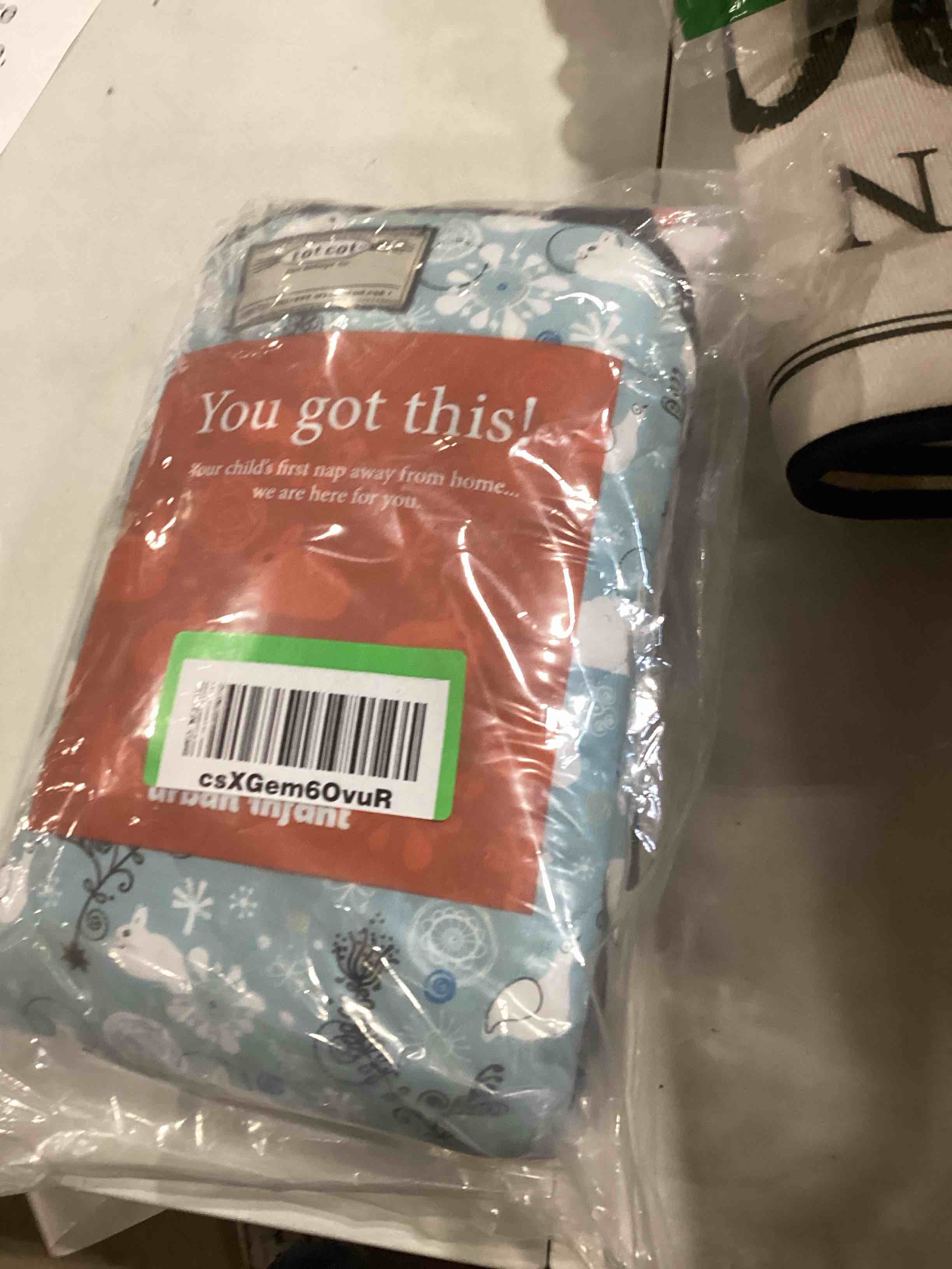 https://s3.amazonaws.com/lotting-images-prod/bidfta/RED6648636_1727709204430.jpeg