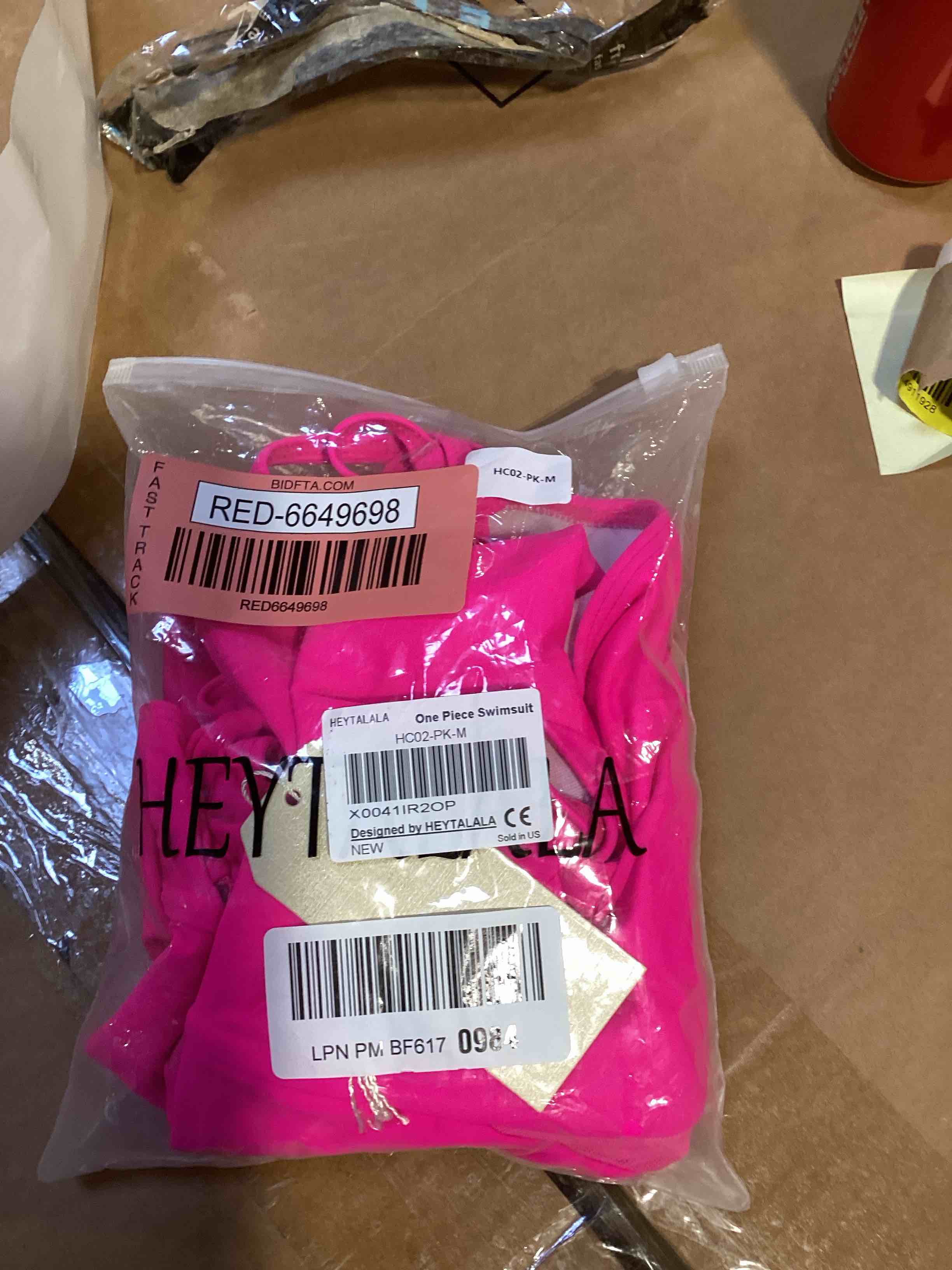 https://s3.amazonaws.com/lotting-images-prod/bidfta/RED6649698_1728676200696.jpeg