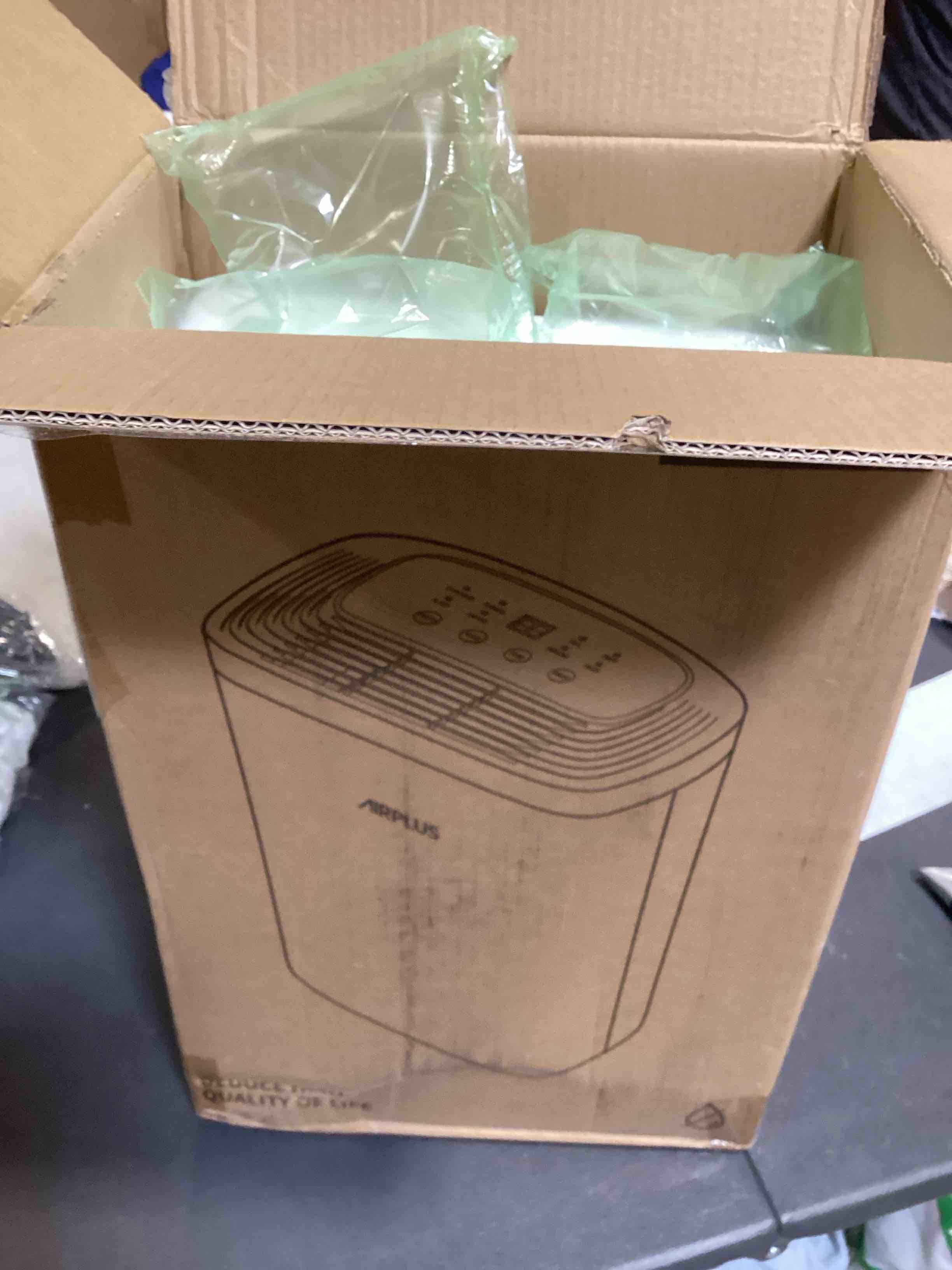https://s3.amazonaws.com/lotting-images-prod/bidfta/RED6650530_1728921412868.jpeg