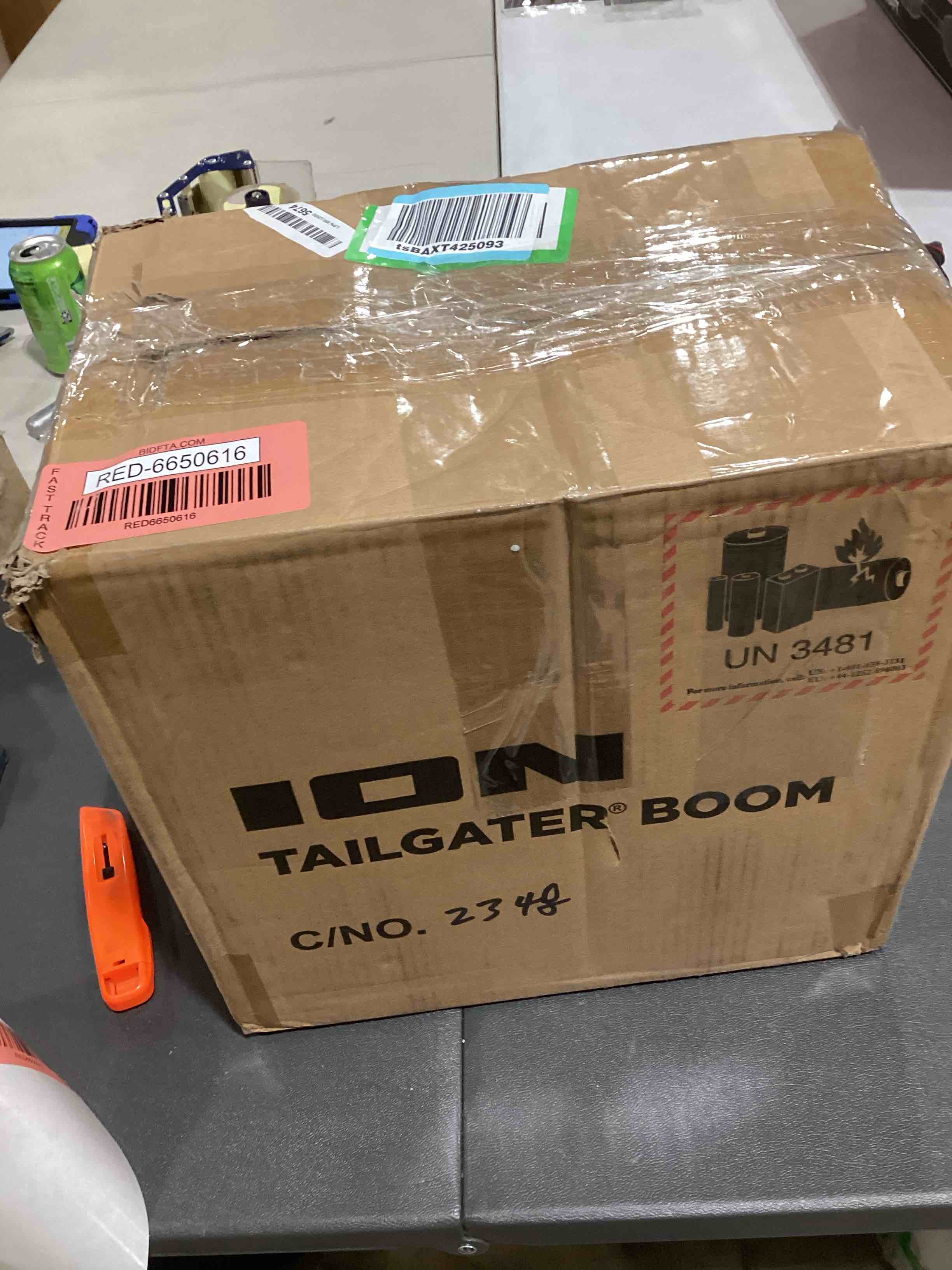 https://s3.amazonaws.com/lotting-images-prod/bidfta/RED6650616_1728996046006.jpeg