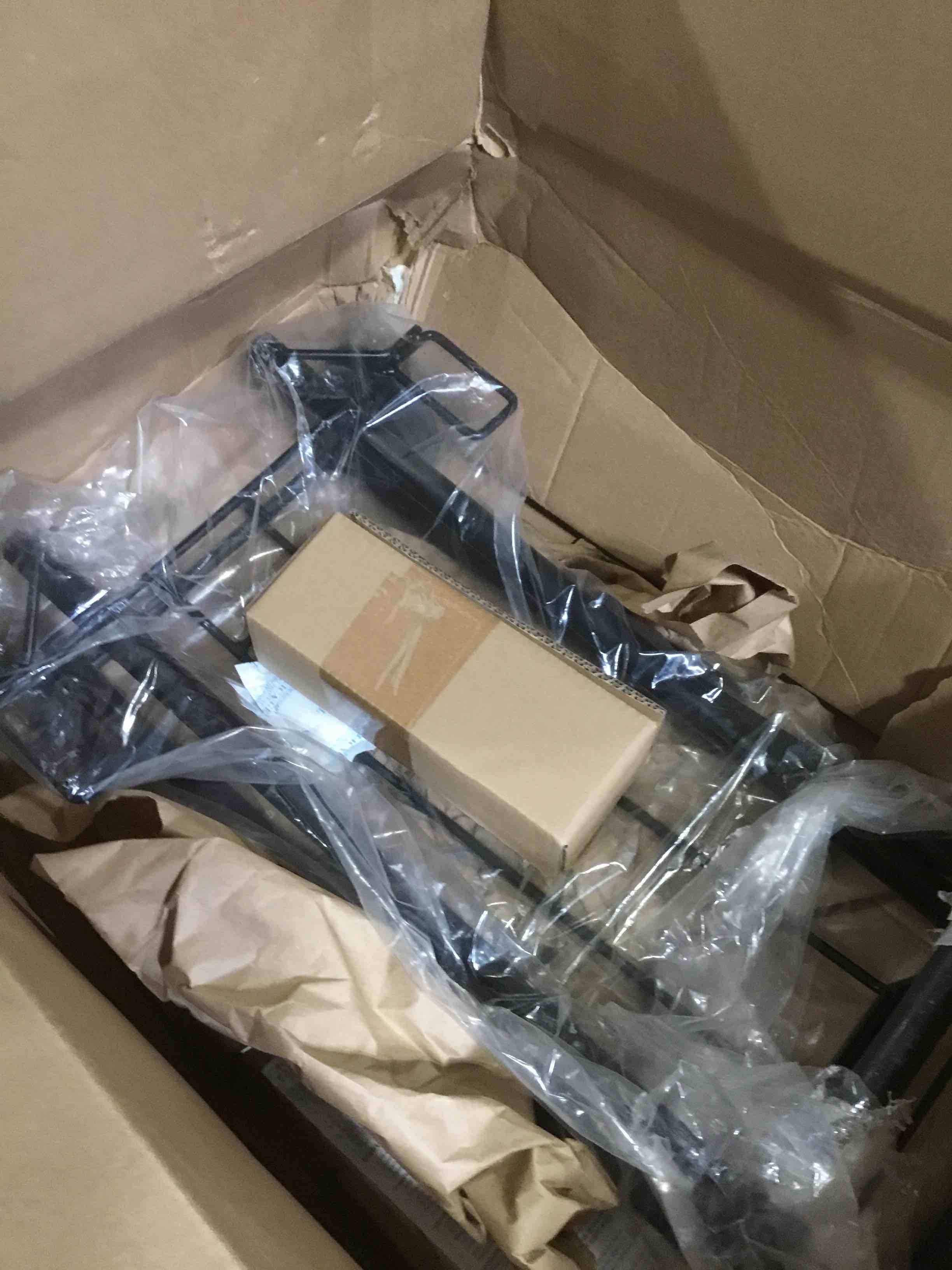 https://s3.amazonaws.com/lotting-images-prod/bidfta/RED6651275_1729533948790.jpeg