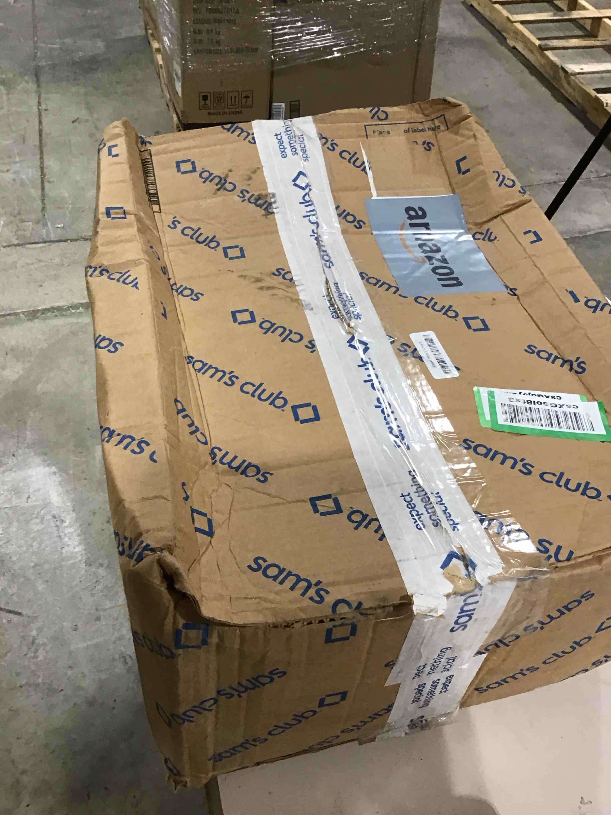 https://s3.amazonaws.com/lotting-images-prod/bidfta/RED6651399_1729687435205.jpeg
