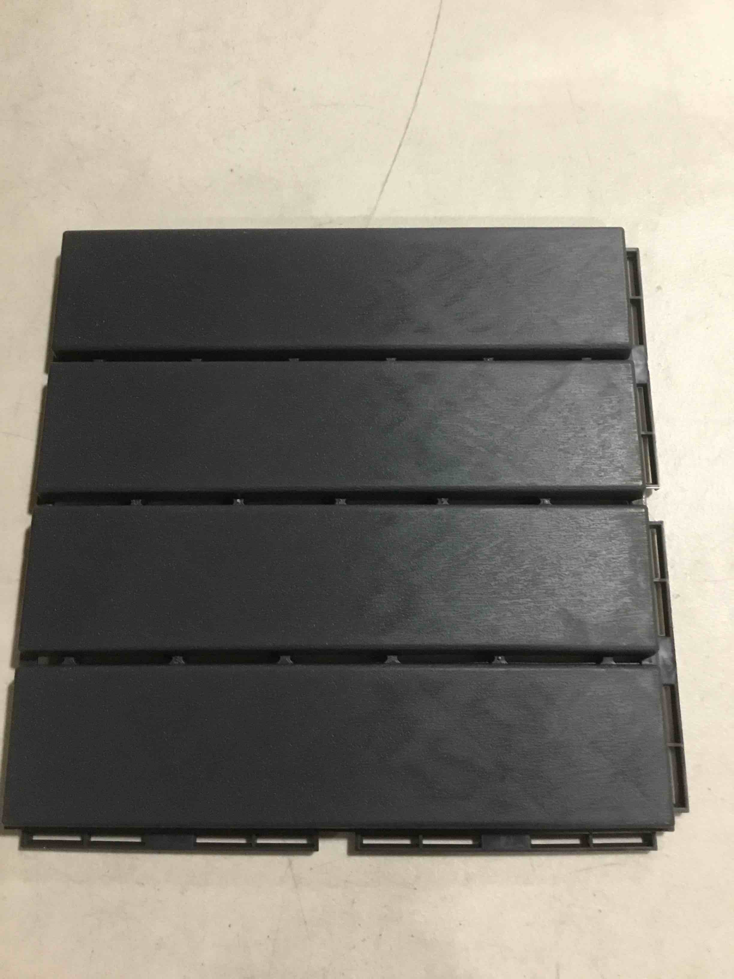 https://s3.amazonaws.com/lotting-images-prod/bidfta/RED6651762_1729077647408.jpeg