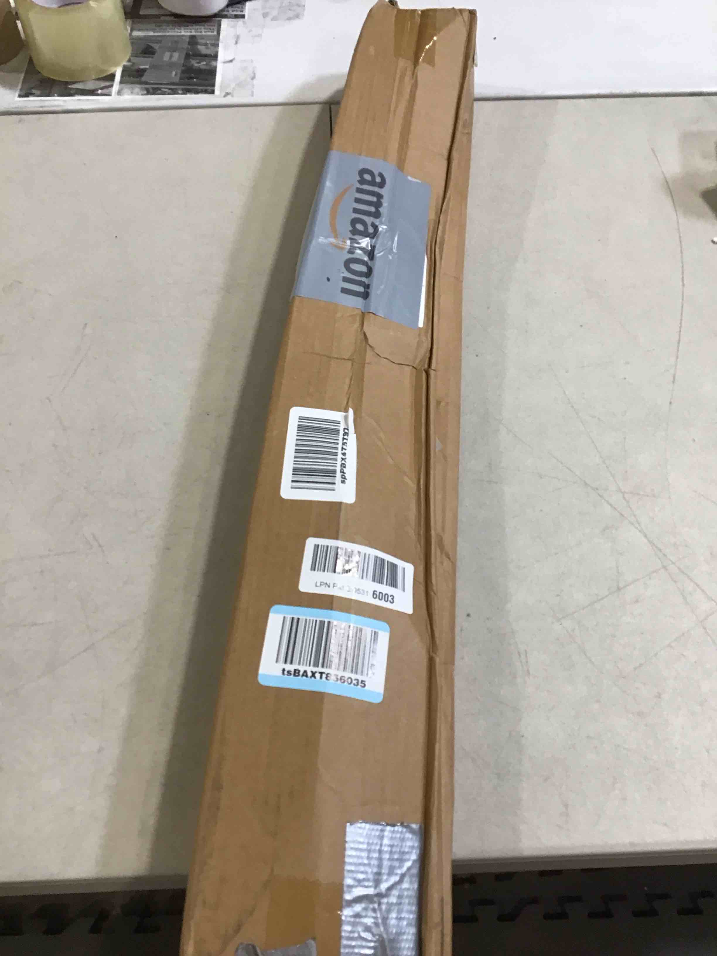 https://s3.amazonaws.com/lotting-images-prod/bidfta/RED6652076_1729191110992.jpeg