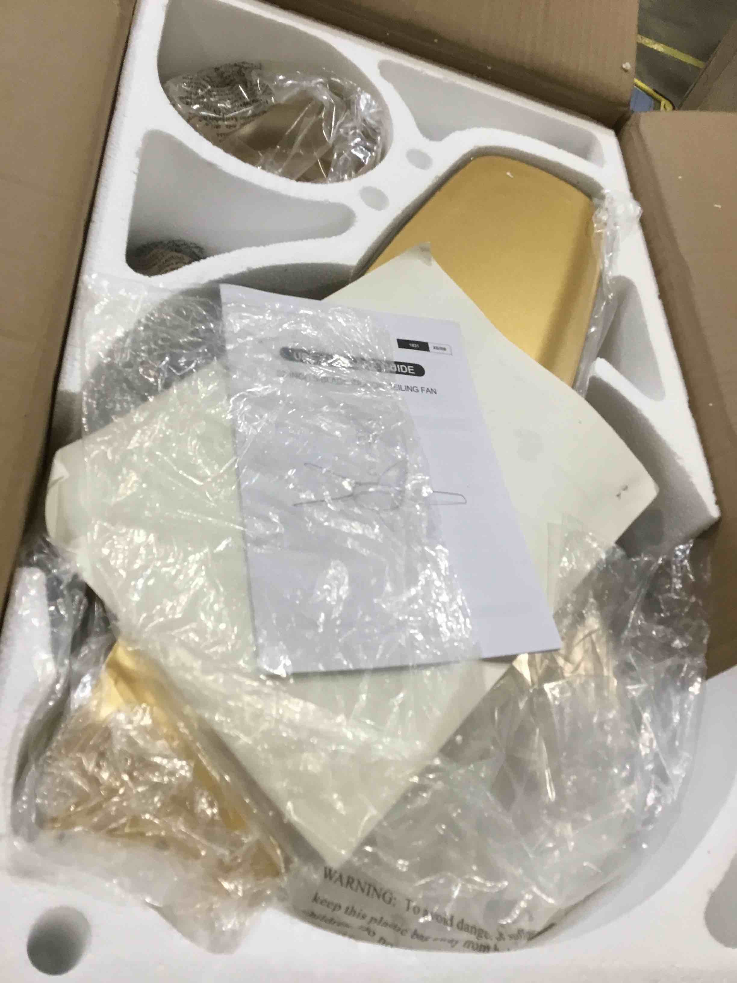 https://s3.amazonaws.com/lotting-images-prod/bidfta/RED6652258_1729528828455.jpeg