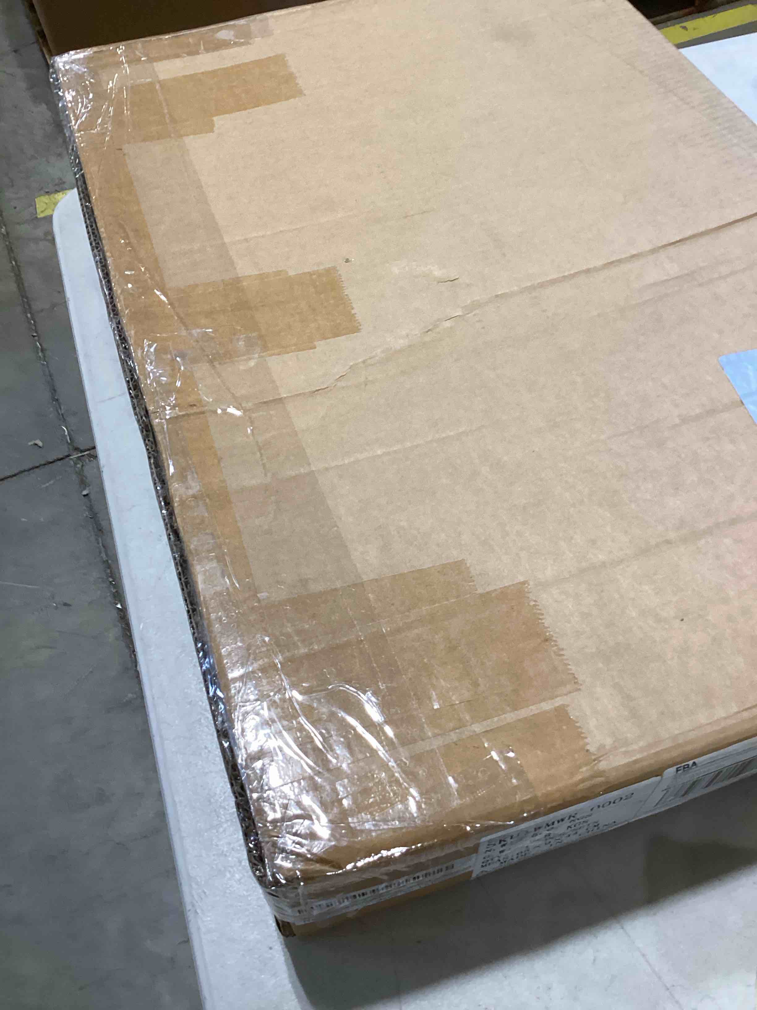 https://s3.amazonaws.com/lotting-images-prod/bidfta/RED6653344_1728586396710.jpeg