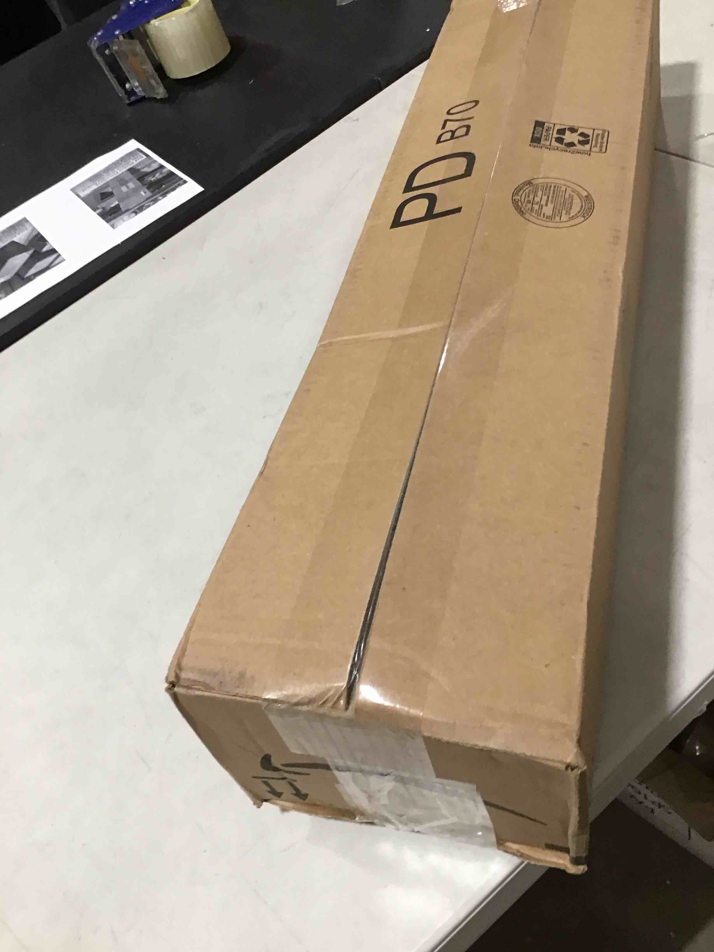 https://s3.amazonaws.com/lotting-images-prod/bidfta/RED6653820_1728995272337.jpeg