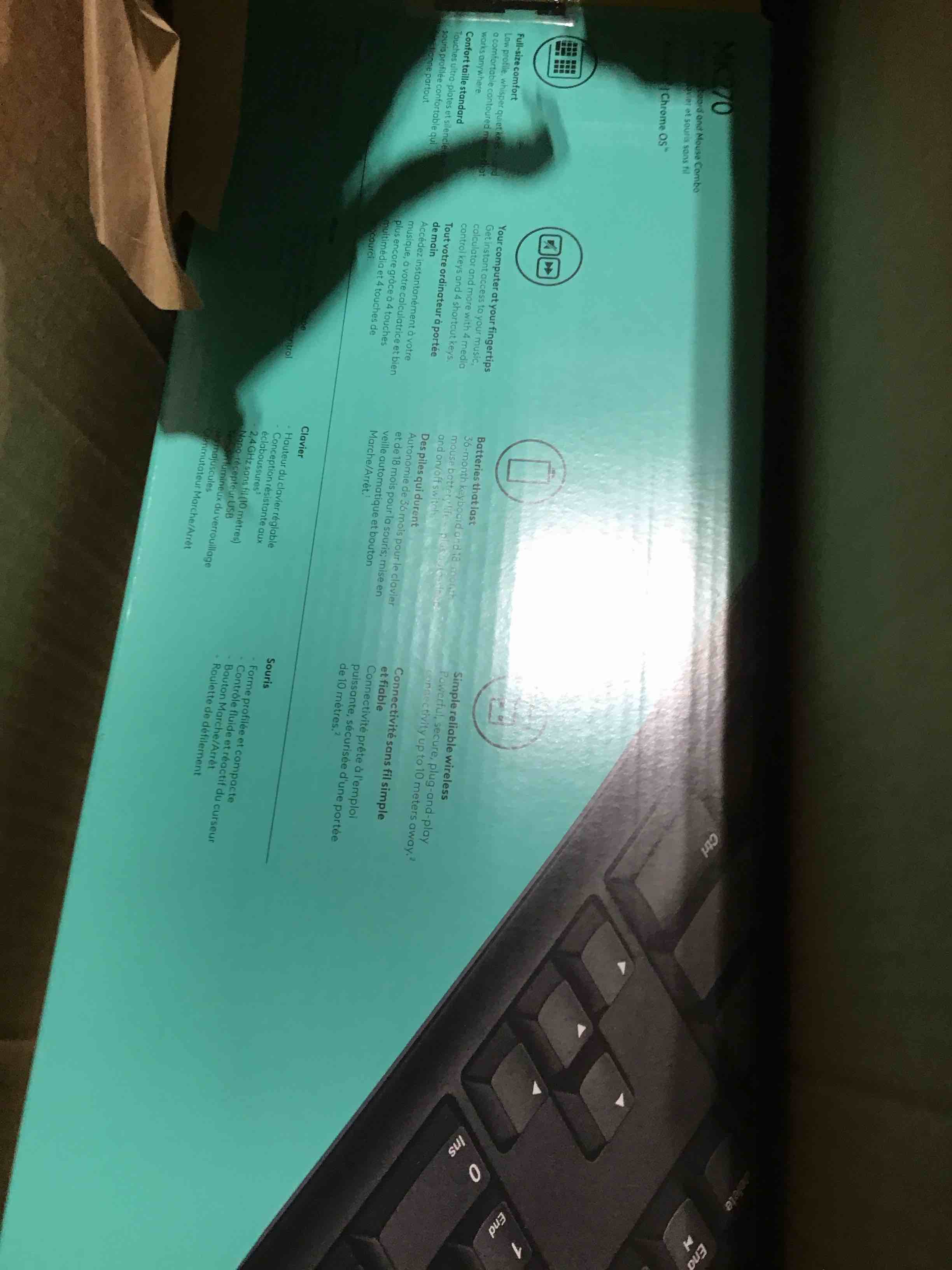 https://s3.amazonaws.com/lotting-images-prod/bidfta/RED6653820_1728995302842.jpeg