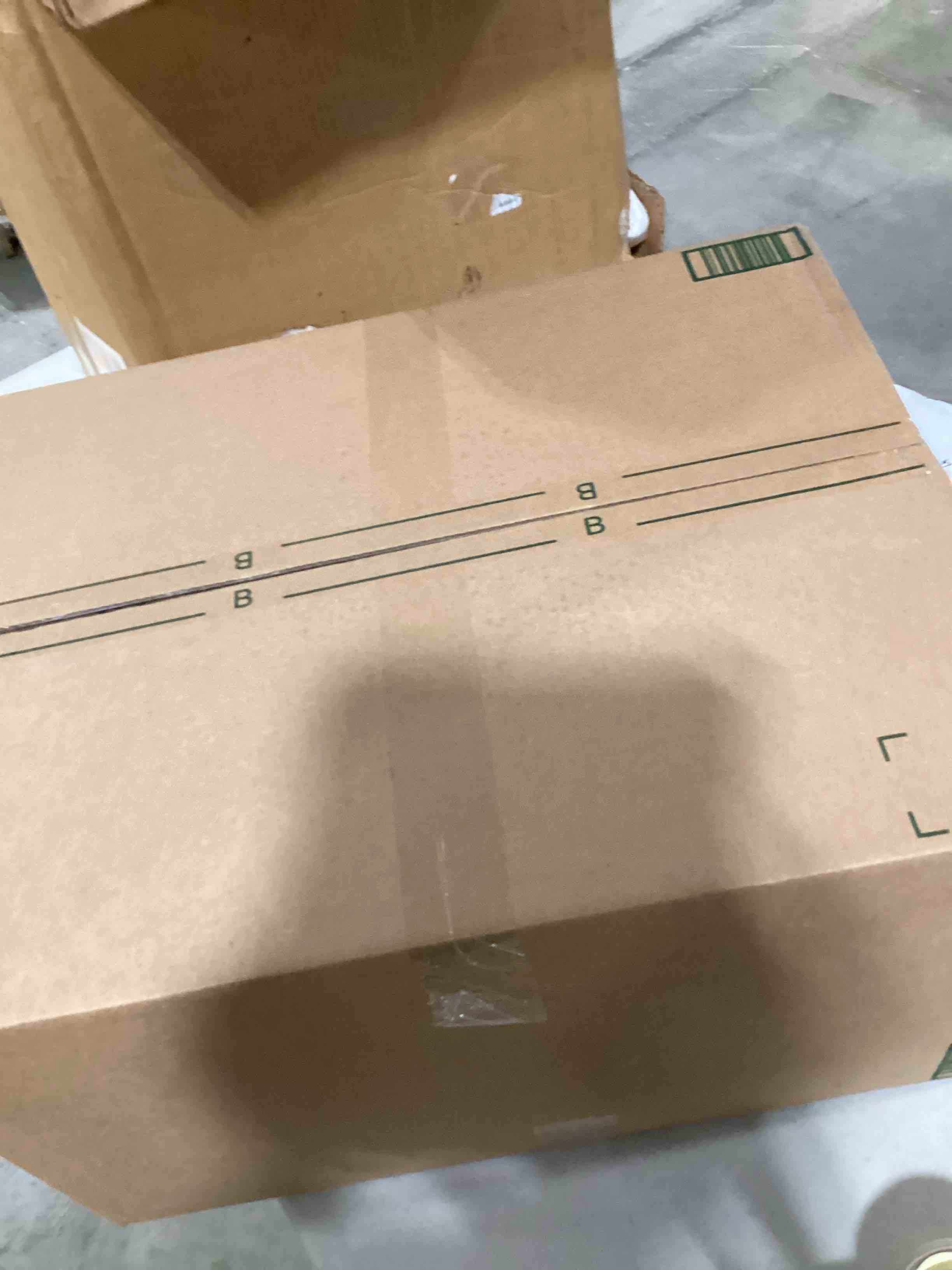 https://s3.amazonaws.com/lotting-images-prod/bidfta/RED6654845_1728043914701.jpeg