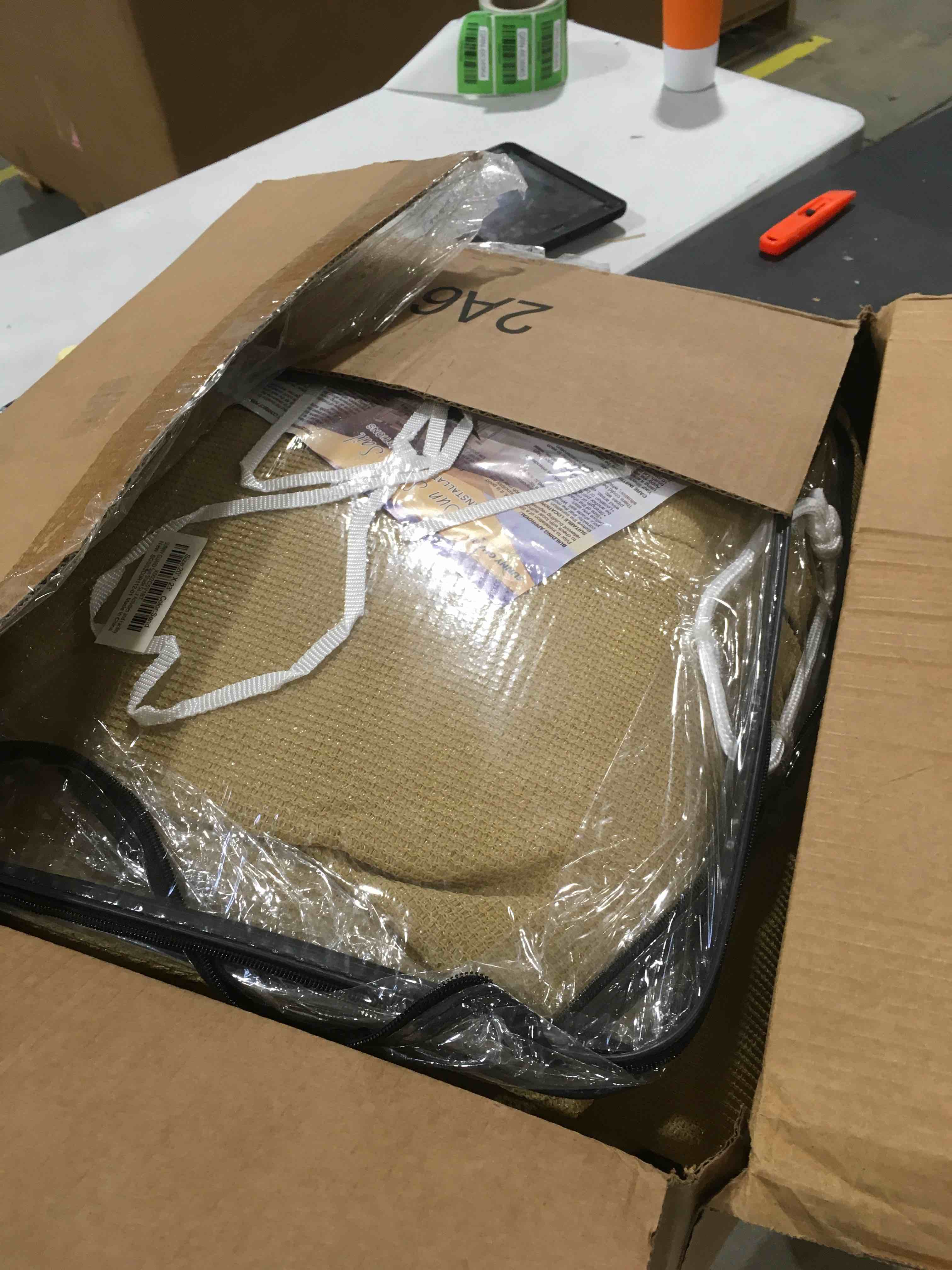 https://s3.amazonaws.com/lotting-images-prod/bidfta/RED6655711_1729008850658.jpeg