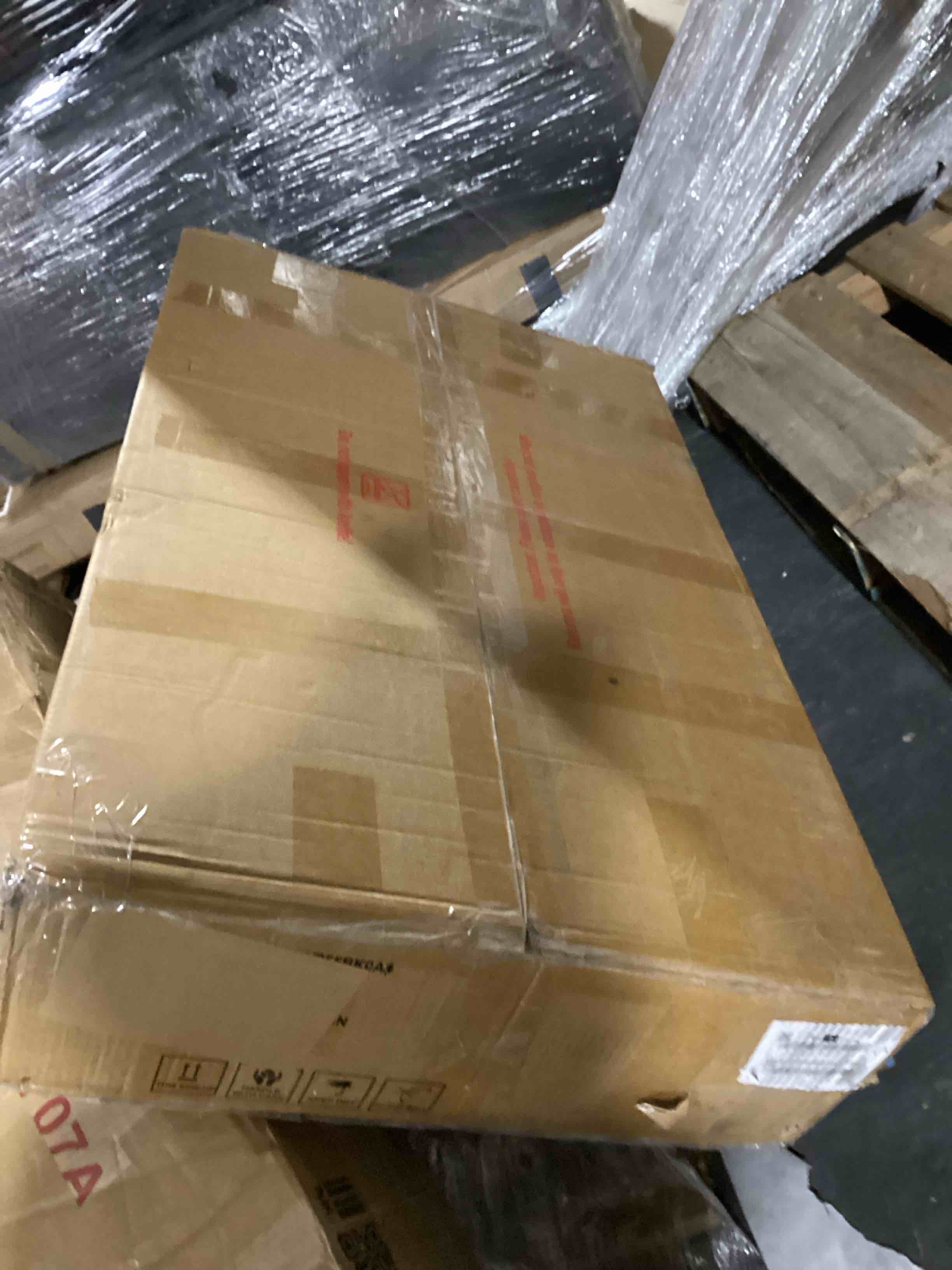 Breonica 36'' Single Bathroom Vanity with Ceramic Sink Top, Water