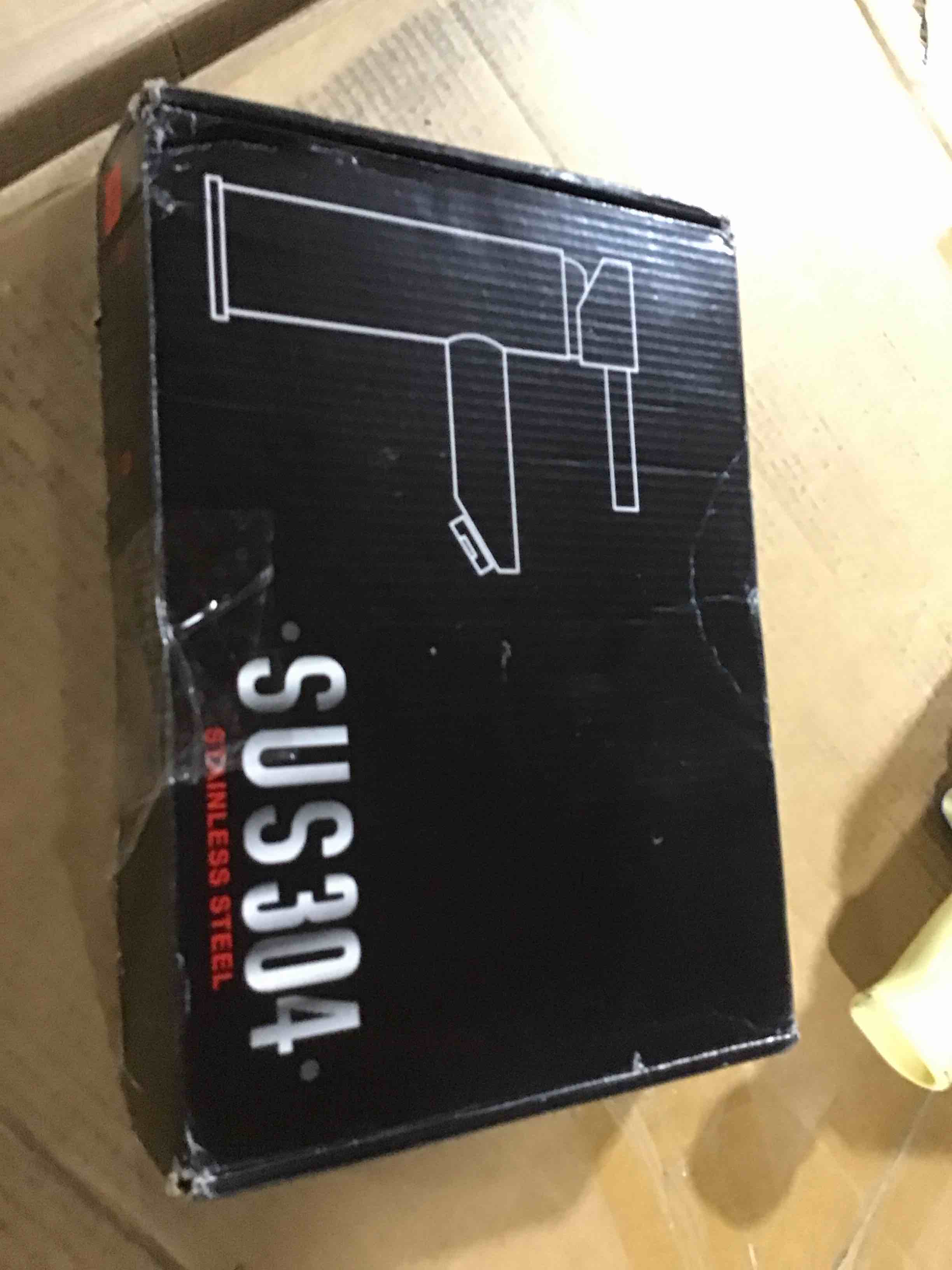 https://s3.amazonaws.com/lotting-images-prod/bidfta/RED6658197_1725385150952.jpeg