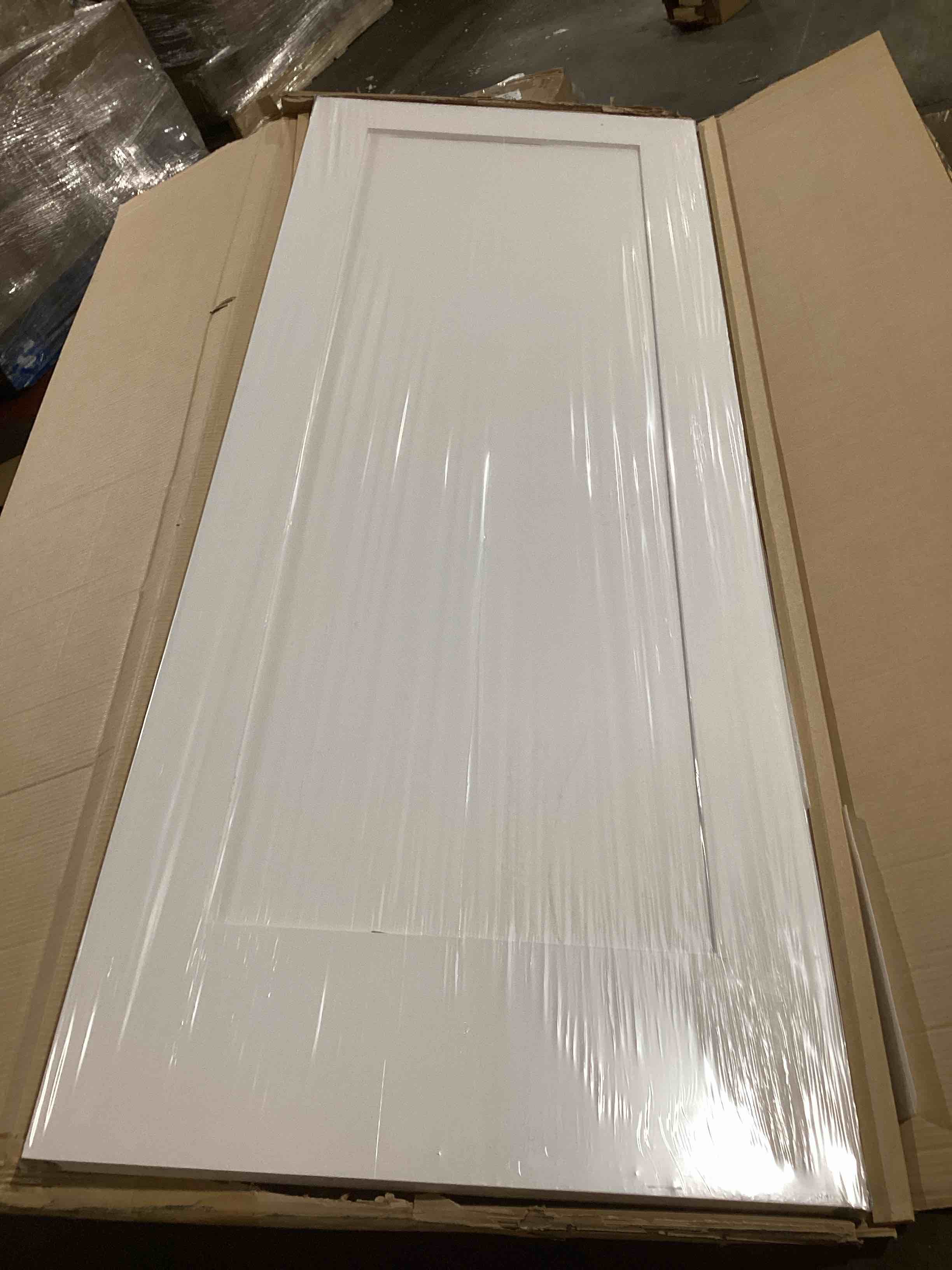 https://s3.amazonaws.com/lotting-images-prod/bidfta/RED6661058_1729885733697.jpeg
