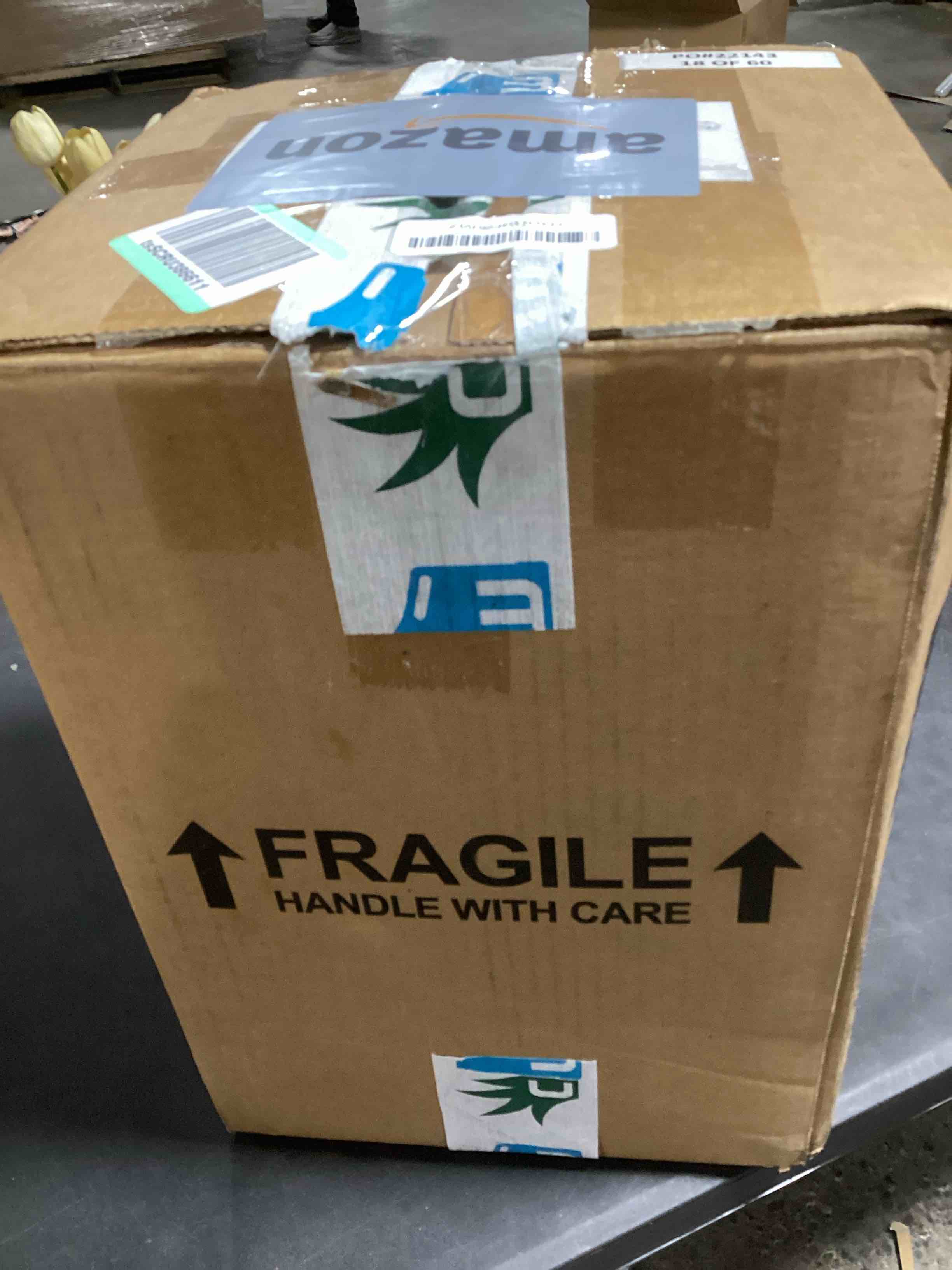https://s3.amazonaws.com/lotting-images-prod/bidfta/RED6661161_1729960492386.jpeg