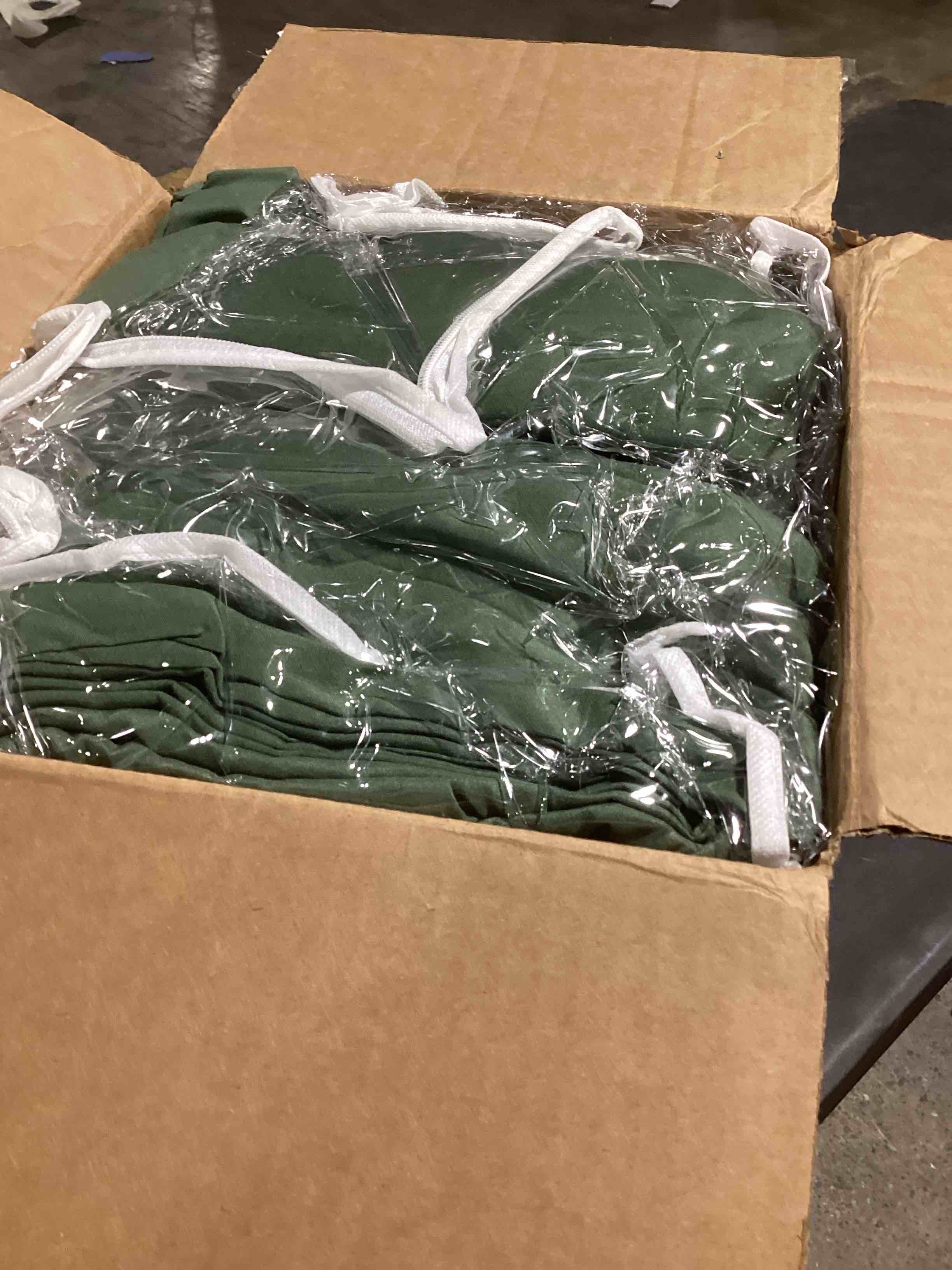 https://s3.amazonaws.com/lotting-images-prod/bidfta/RED6661161_1729960522665.jpeg