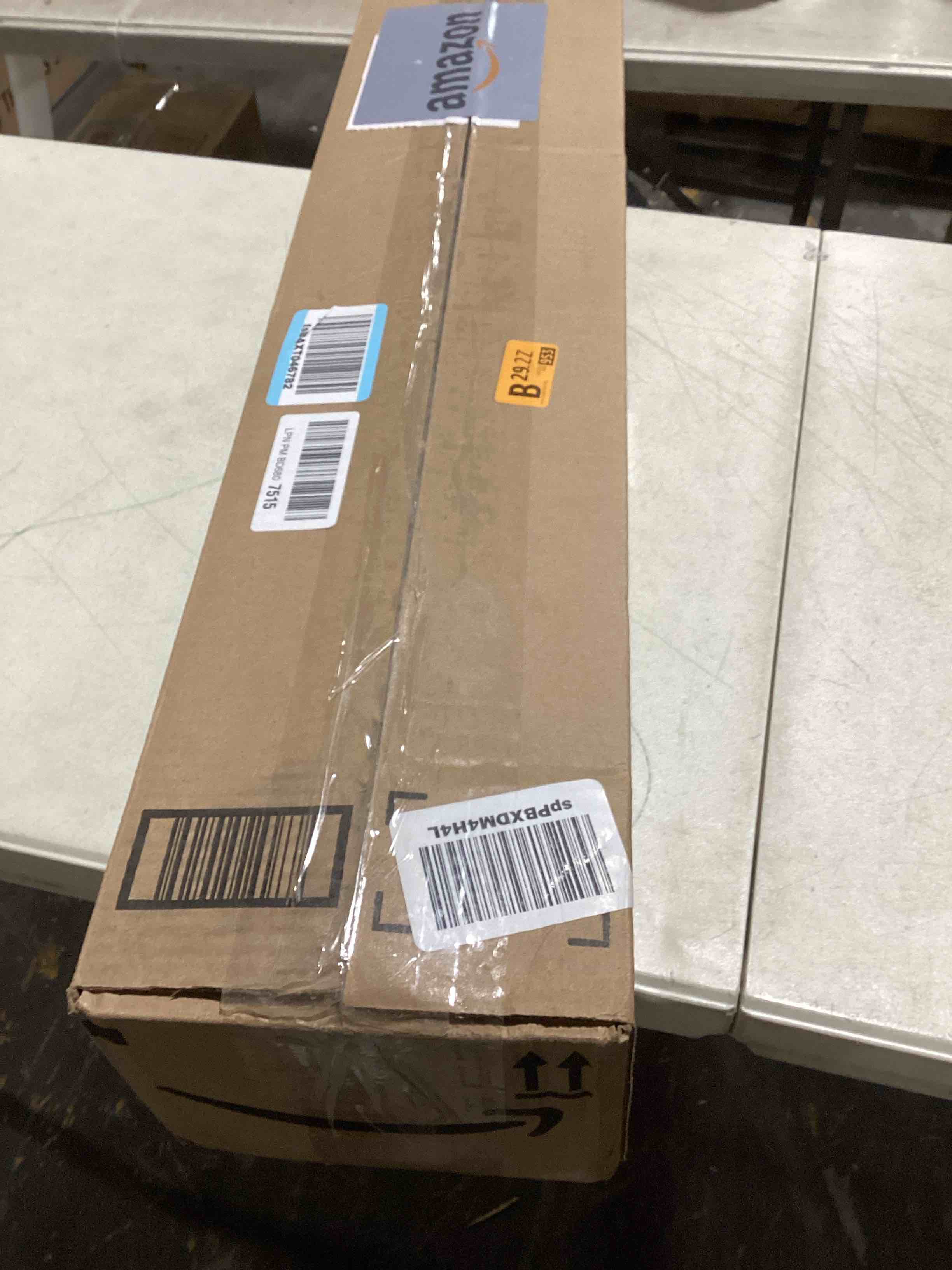 https://s3.amazonaws.com/lotting-images-prod/bidfta/RED6661610_1730315445864.jpeg