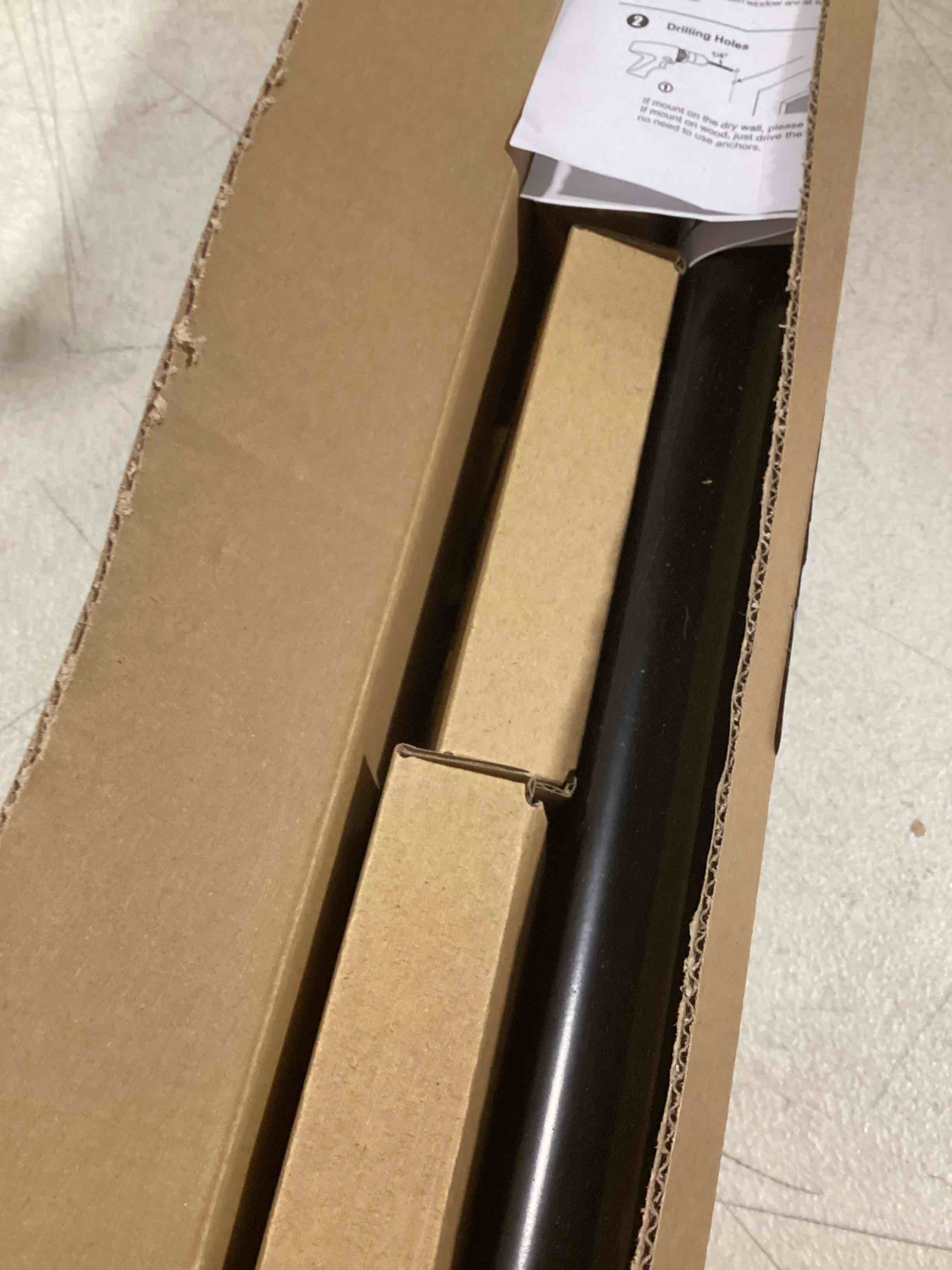 https://s3.amazonaws.com/lotting-images-prod/bidfta/RED6661693_1730396201807.jpeg