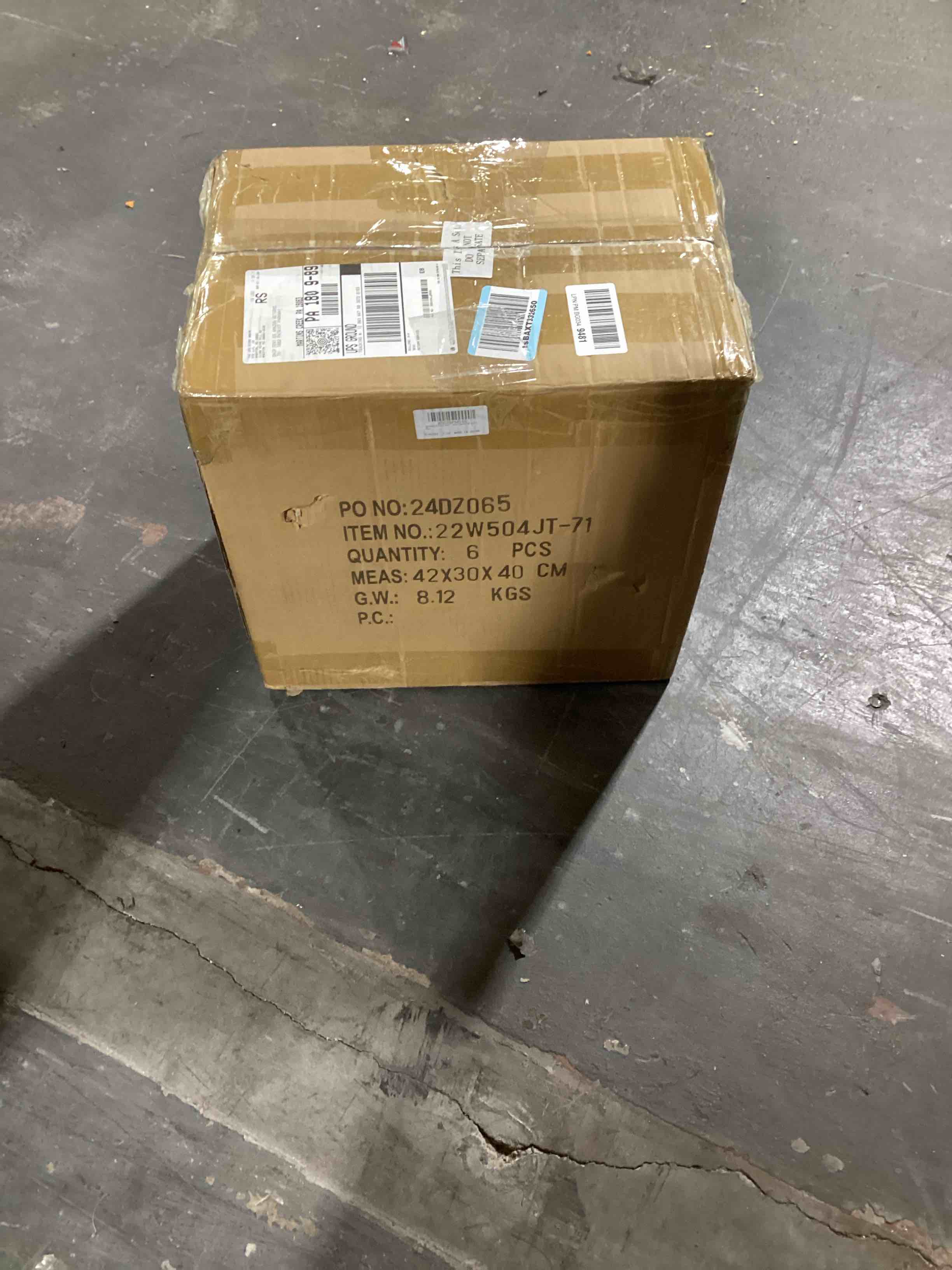 https://s3.amazonaws.com/lotting-images-prod/bidfta/RED6661879_1730476008385.jpeg