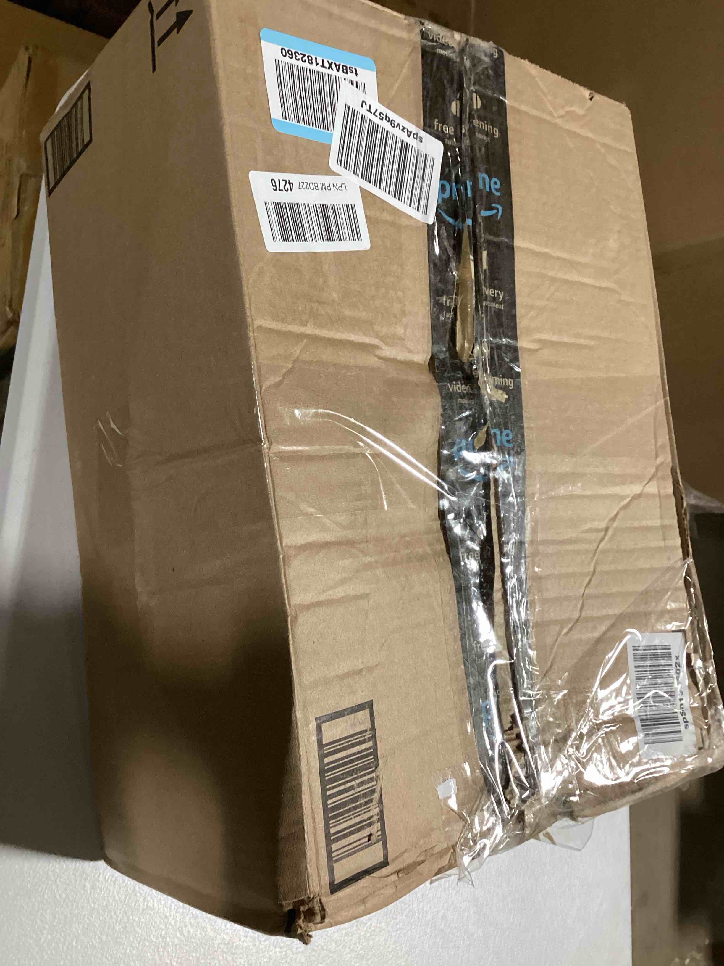 https://s3.amazonaws.com/lotting-images-prod/bidfta/RED6662895_1729271693488.jpeg