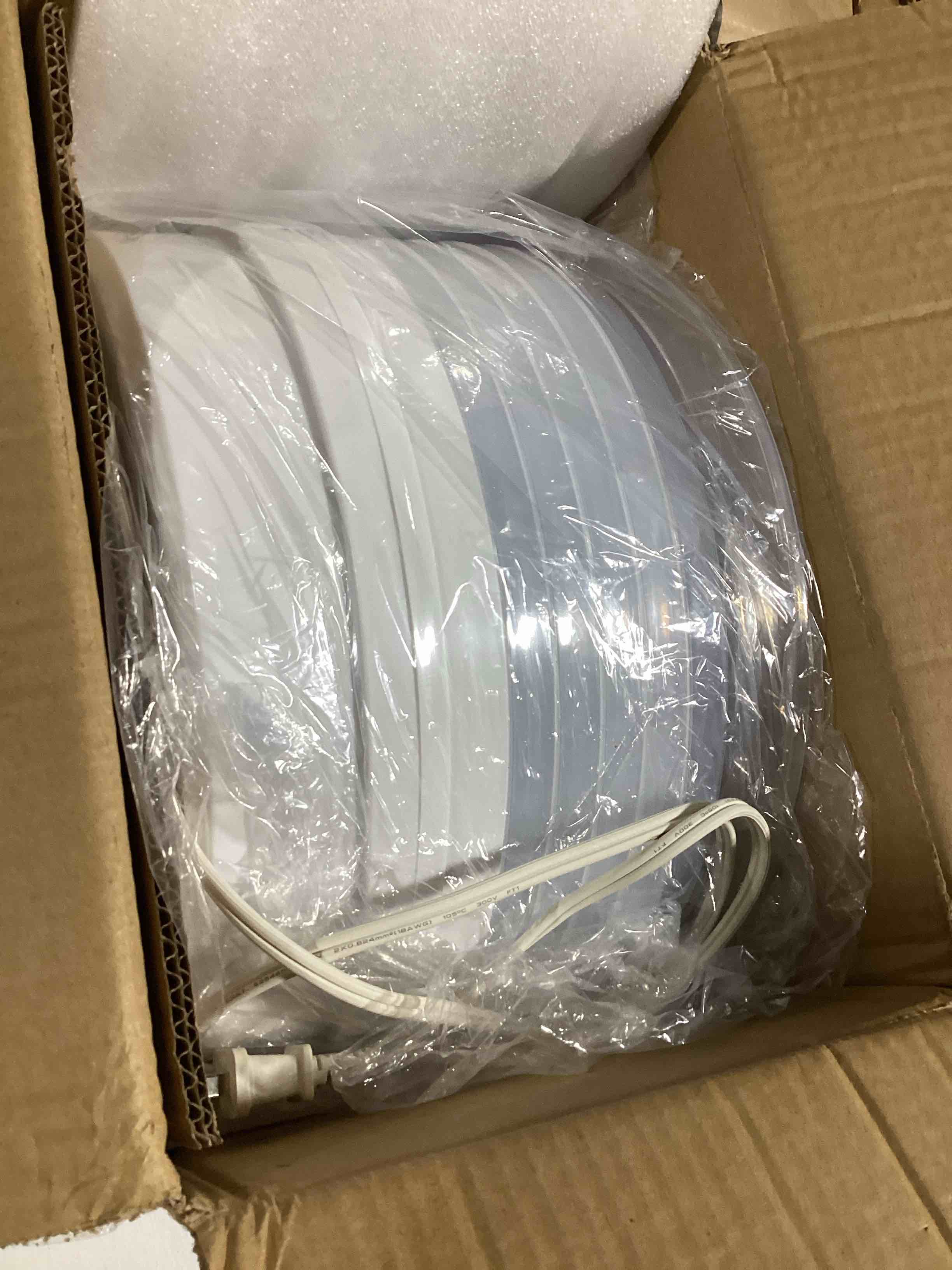 https://s3.amazonaws.com/lotting-images-prod/bidfta/RED6662901_1729272020572.jpeg