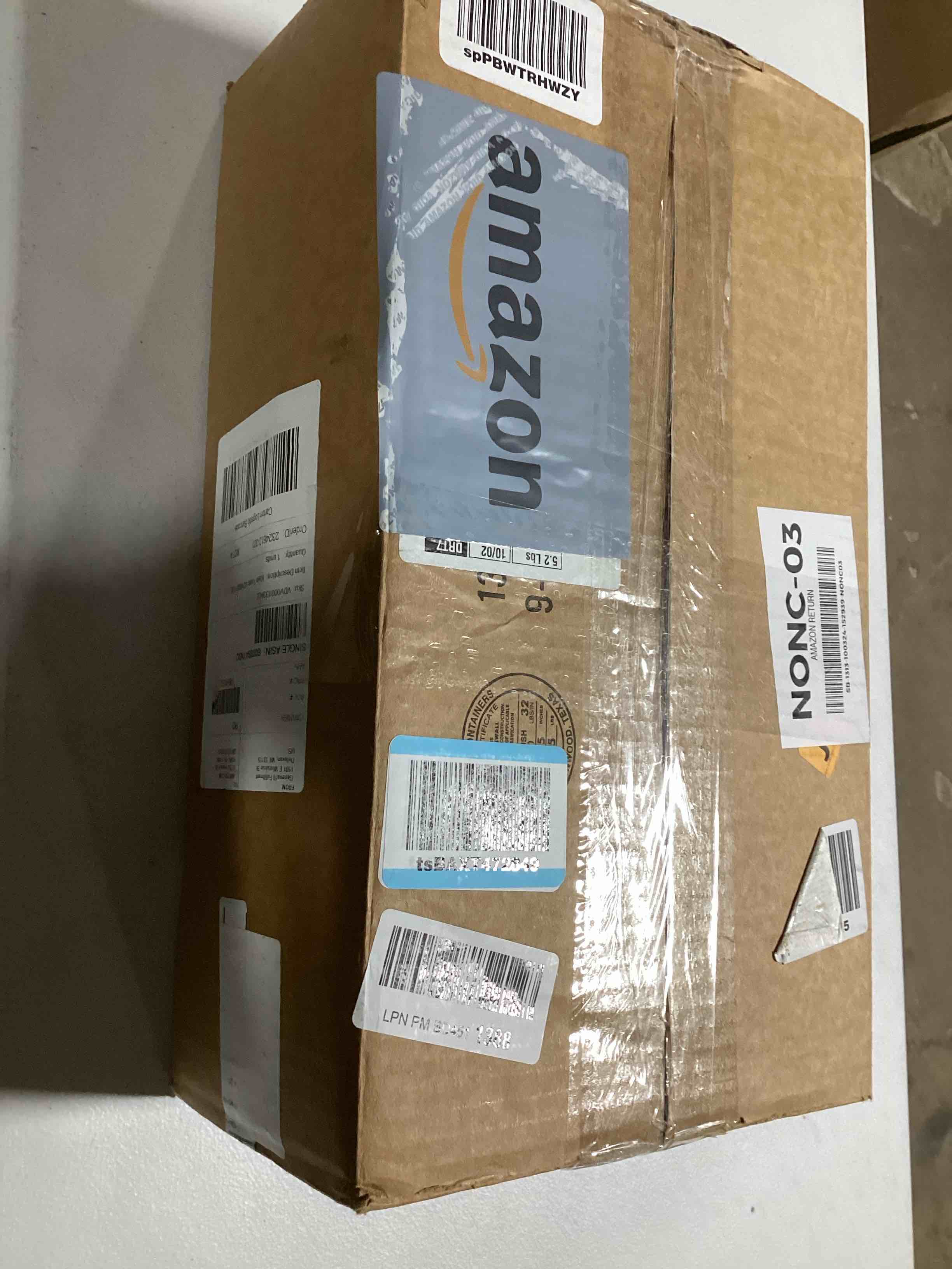 https://s3.amazonaws.com/lotting-images-prod/bidfta/RED6662949_1729281198760.jpeg