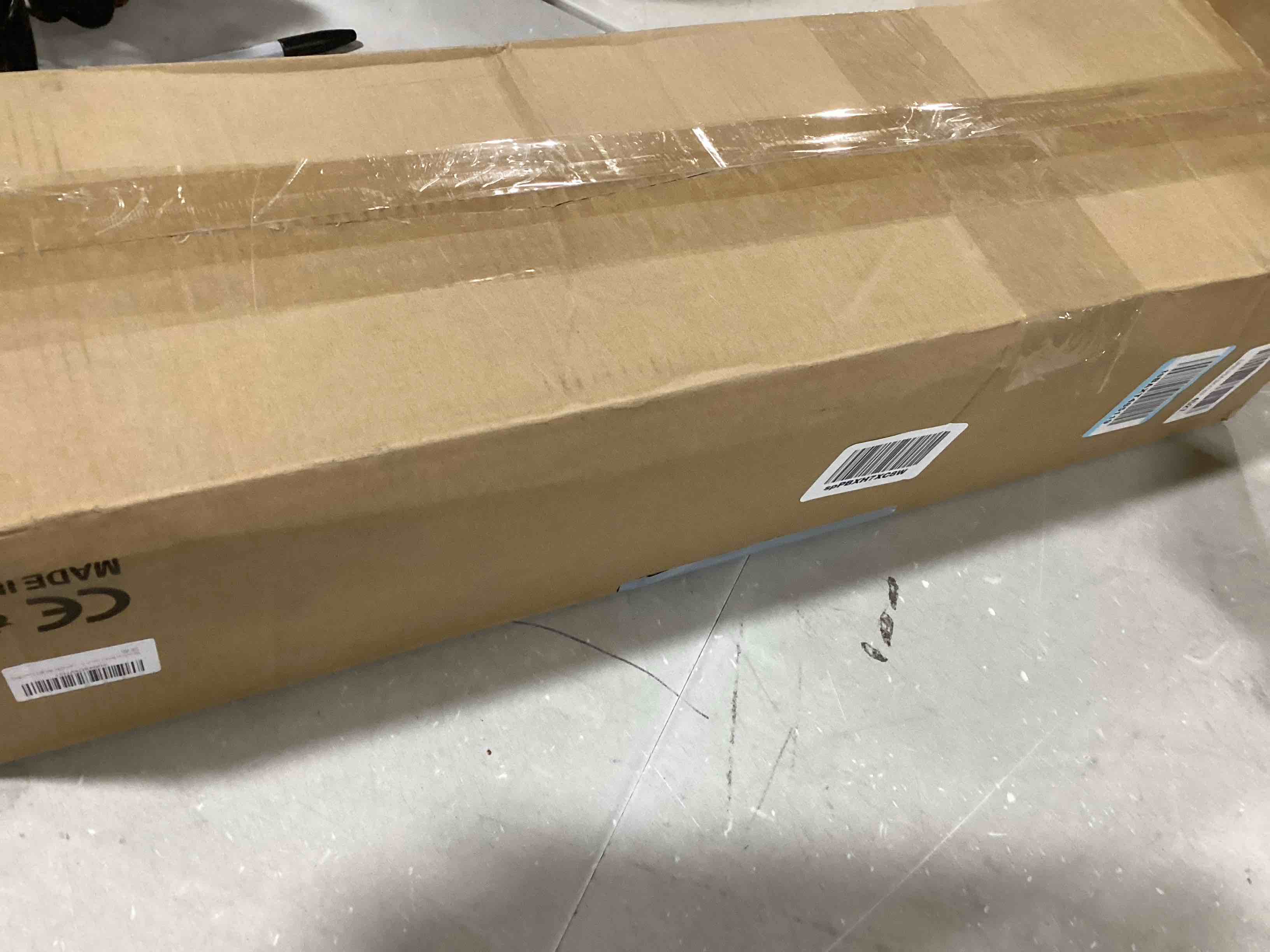 https://s3.amazonaws.com/lotting-images-prod/bidfta/RED6664405_1723574258847.jpeg