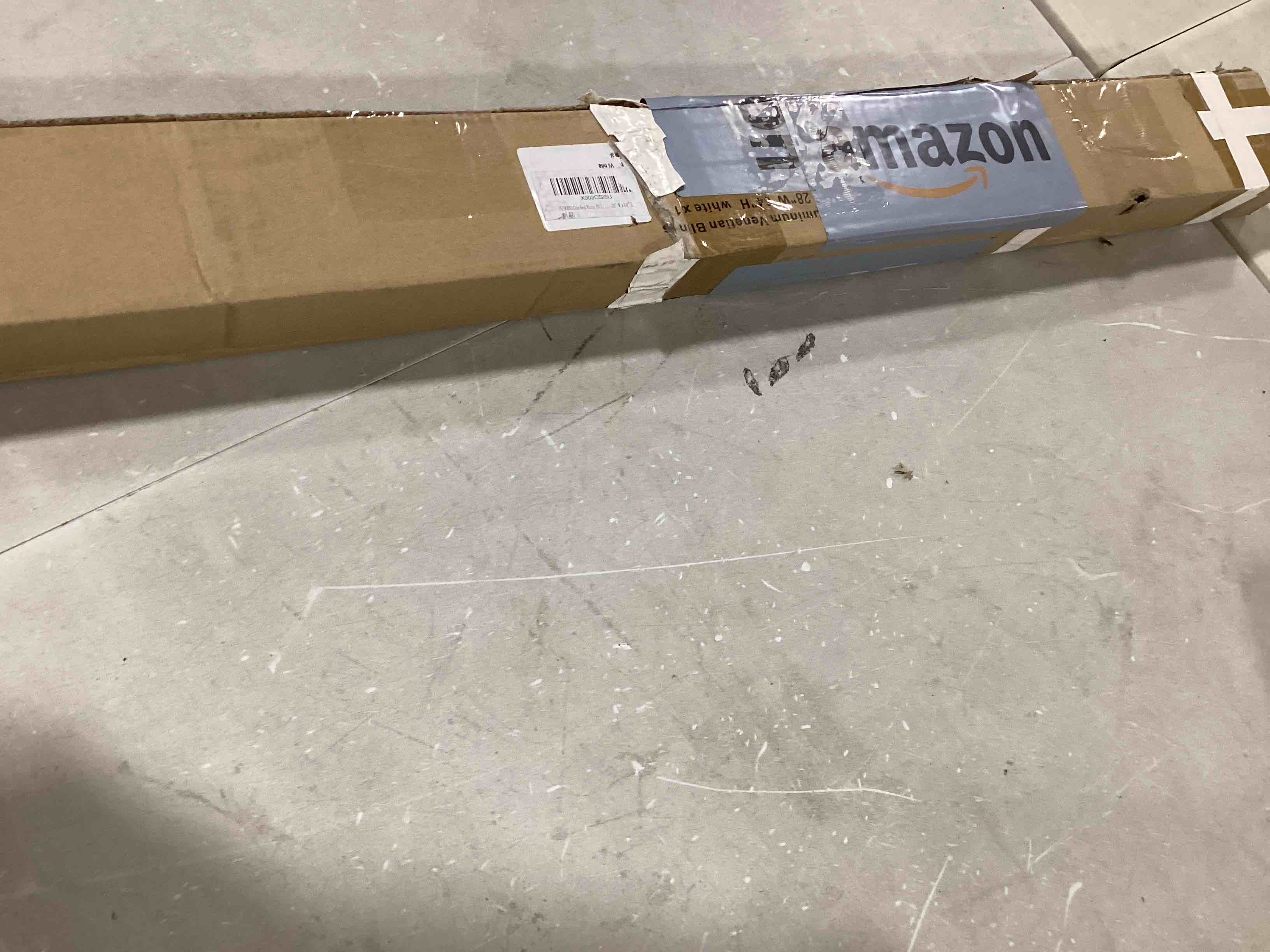 https://s3.amazonaws.com/lotting-images-prod/bidfta/RED6664412_1723575122973.jpeg