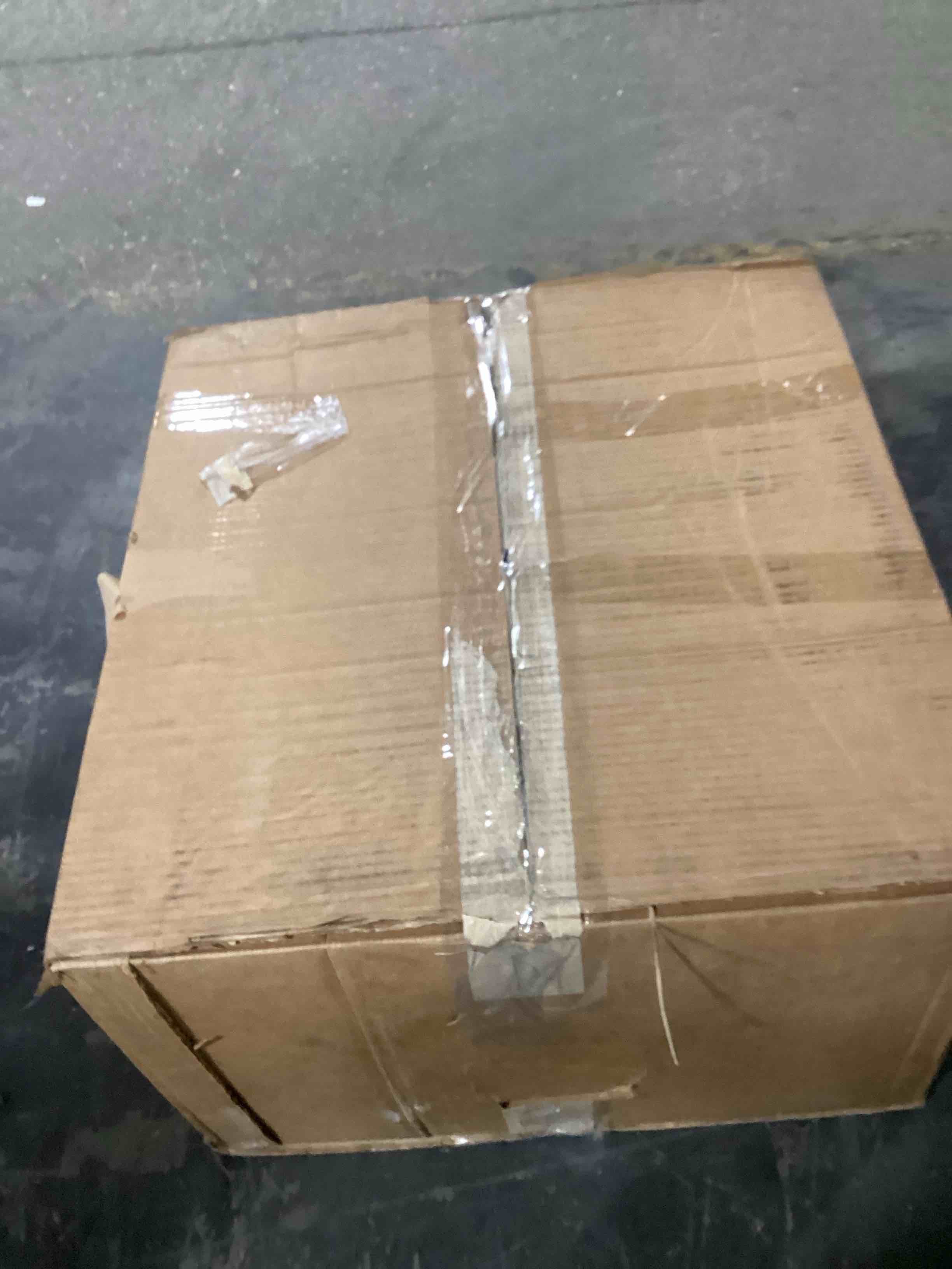 https://s3.amazonaws.com/lotting-images-prod/bidfta/RED6666373_1725994673609.jpeg