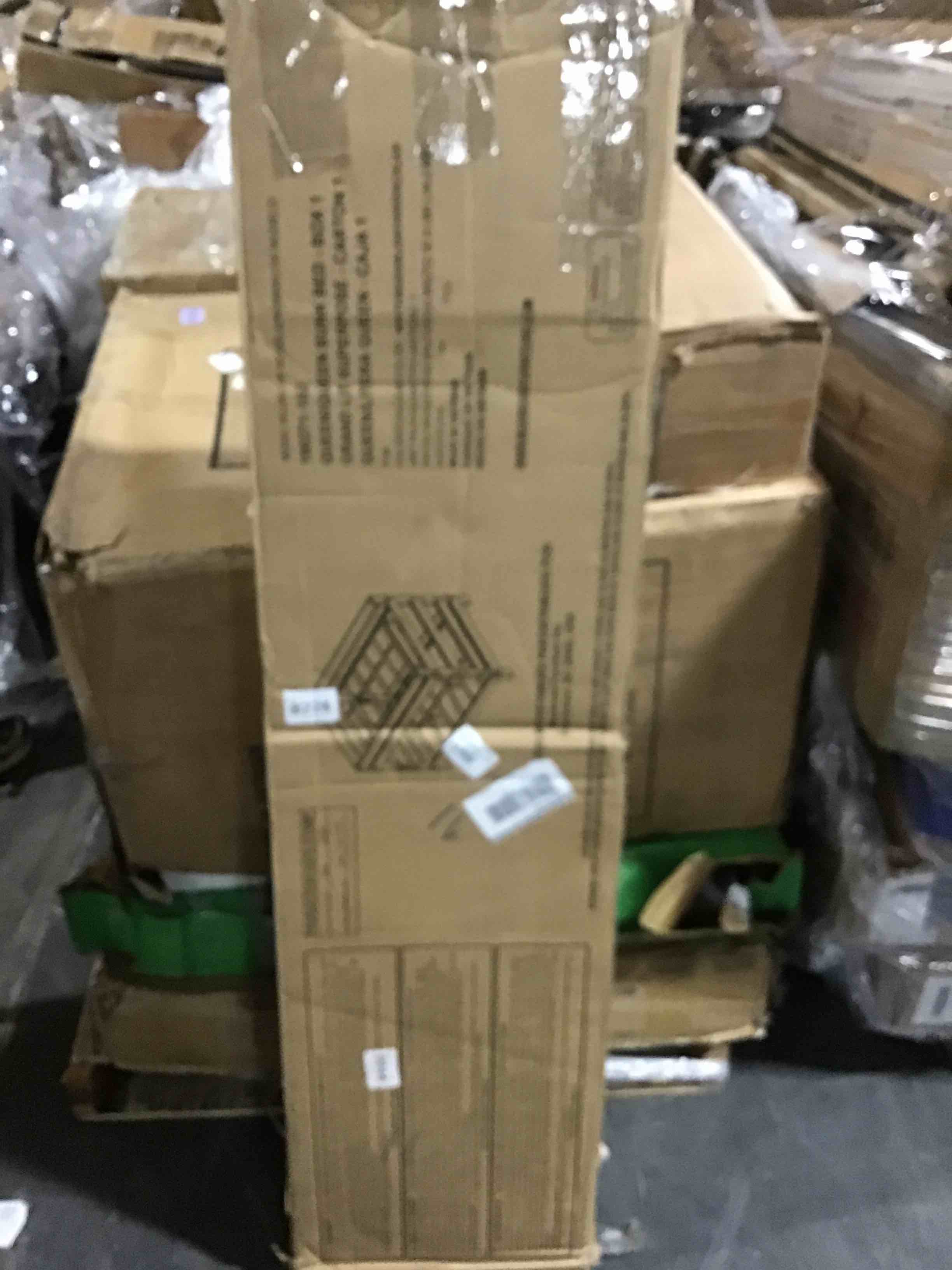 https://s3.amazonaws.com/lotting-images-prod/bidfta/RED6667925_1725564340250.jpeg