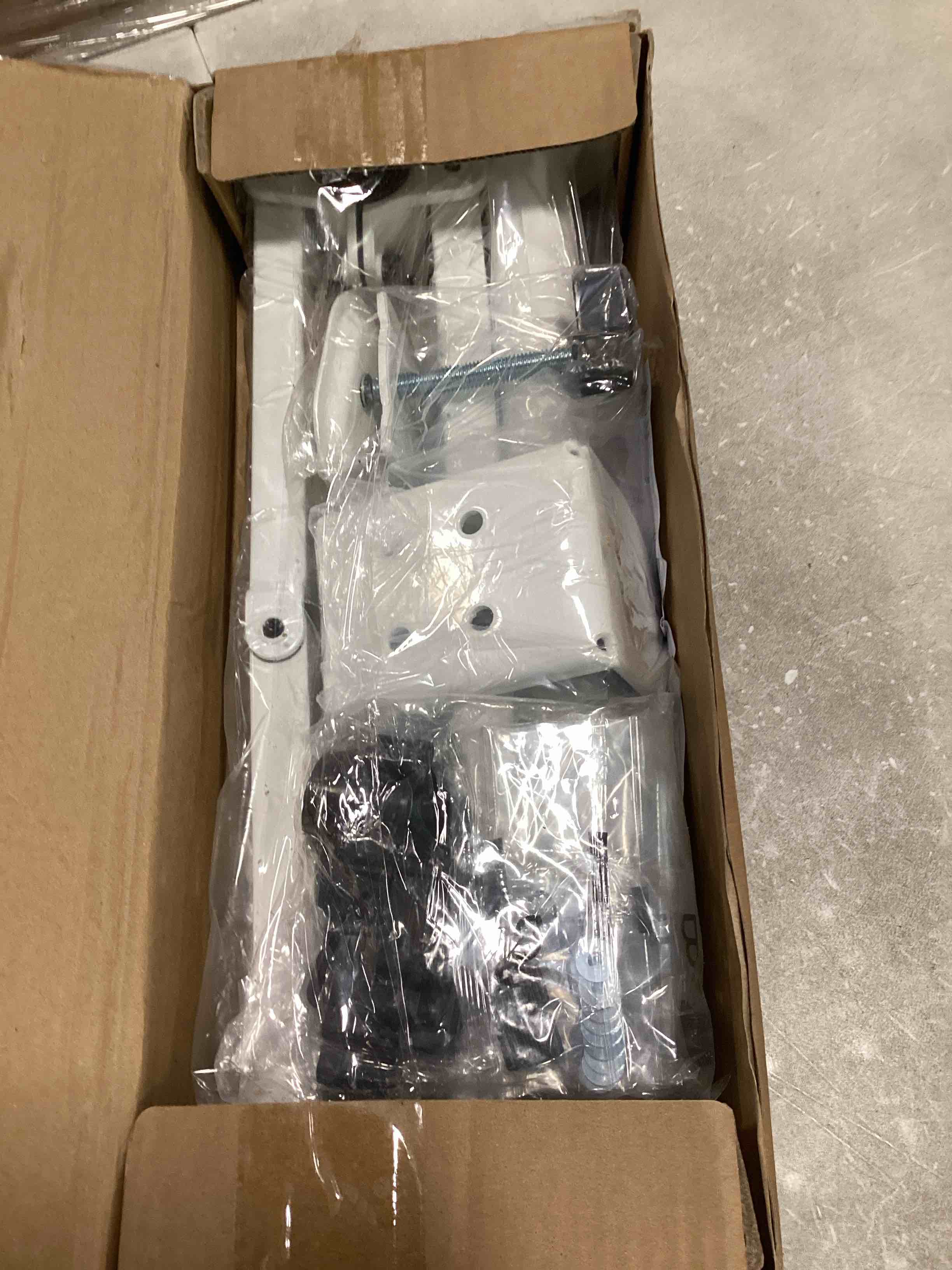 ErGear Dual Monitor Mount for Desk, Fully Adjustable Dual Monitor Arm