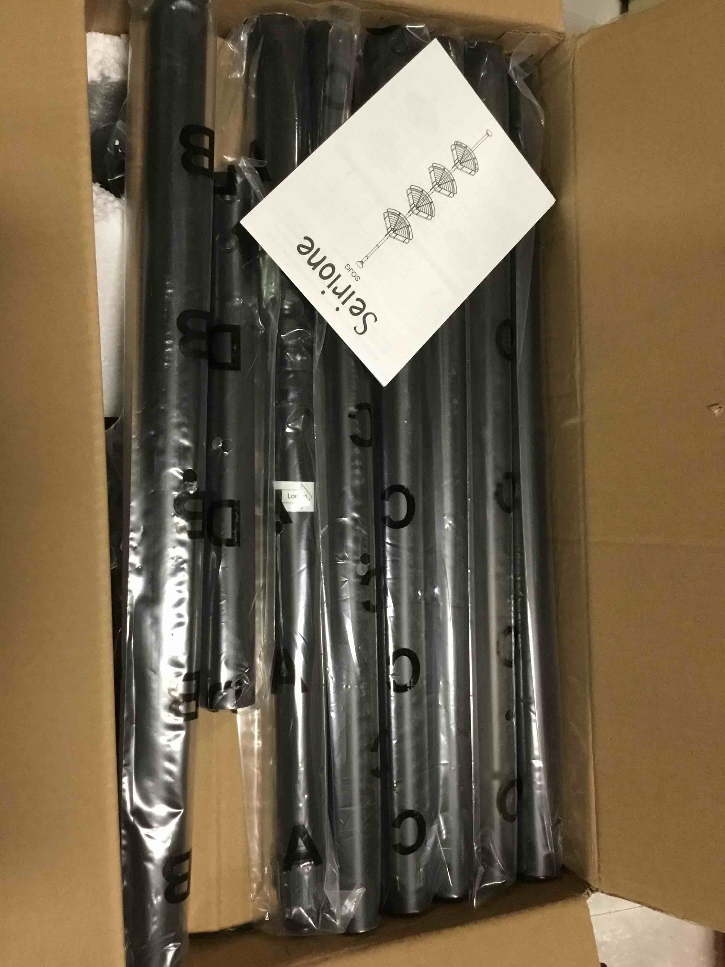 https://s3.amazonaws.com/lotting-images-prod/bidfta/RED6668783_1722478661716.jpeg