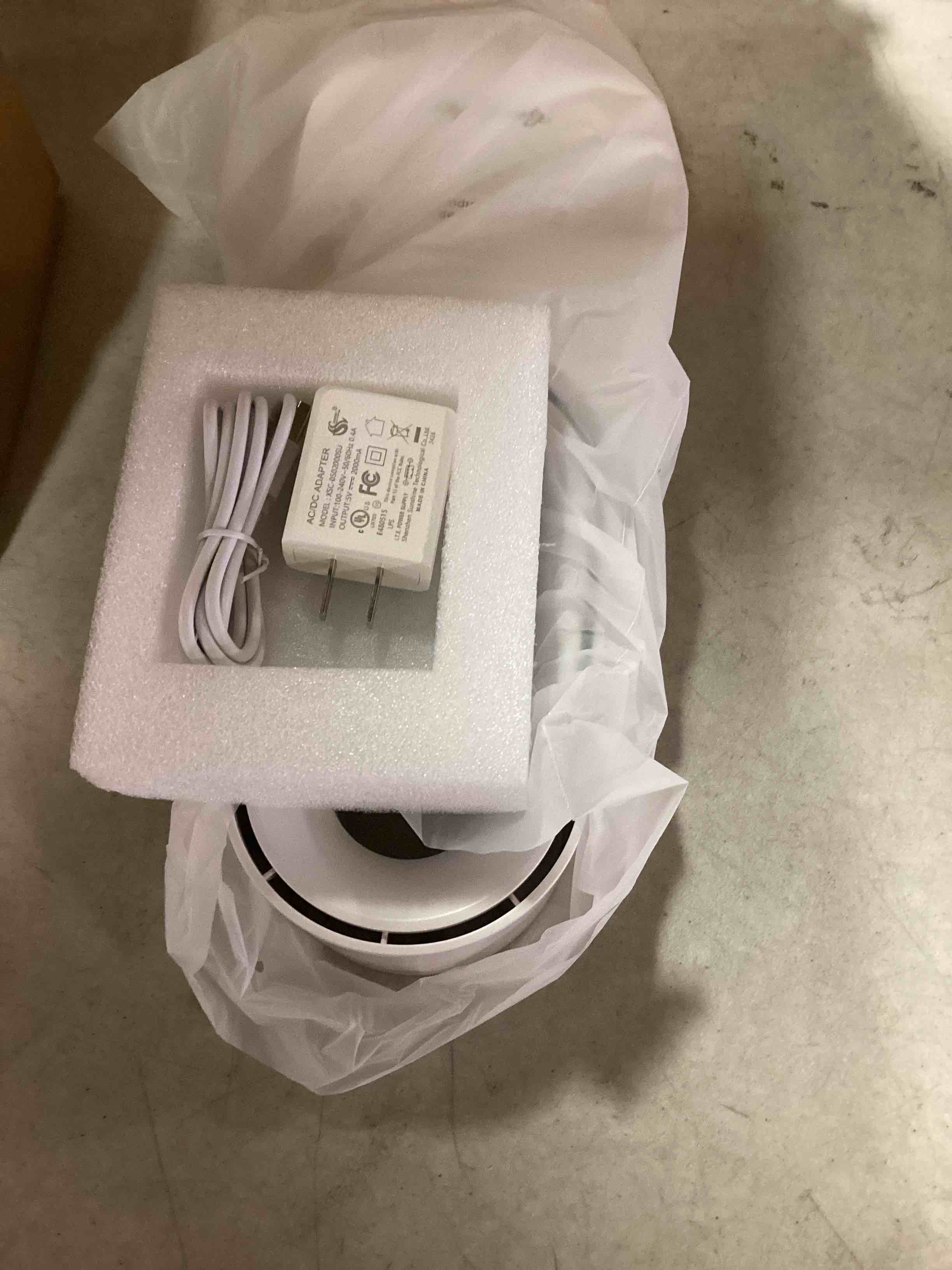 https://s3.amazonaws.com/lotting-images-prod/bidfta/RED6672553_1722368688891.jpeg