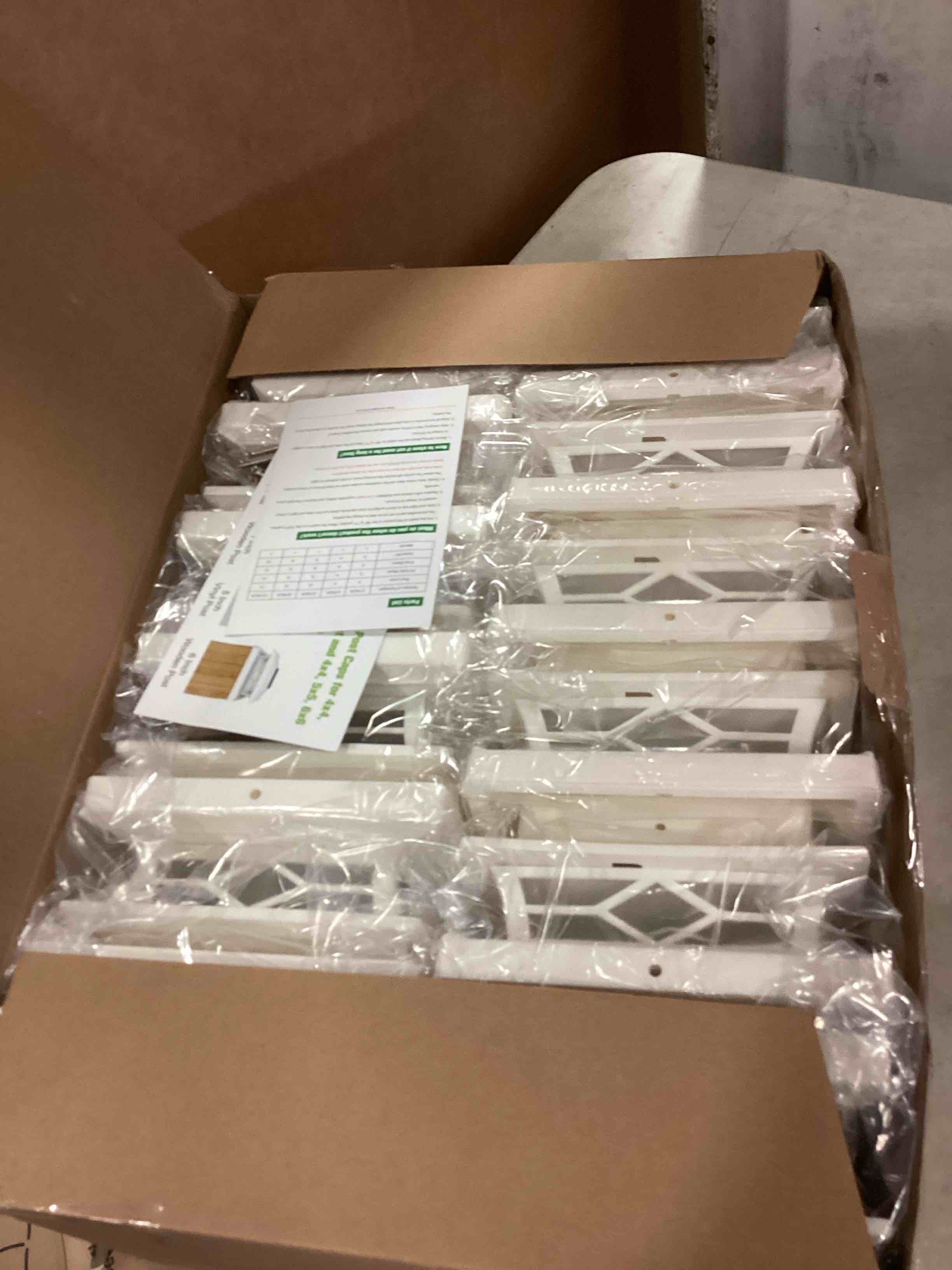 https://s3.amazonaws.com/lotting-images-prod/bidfta/RED6672757_1722447703031.jpeg