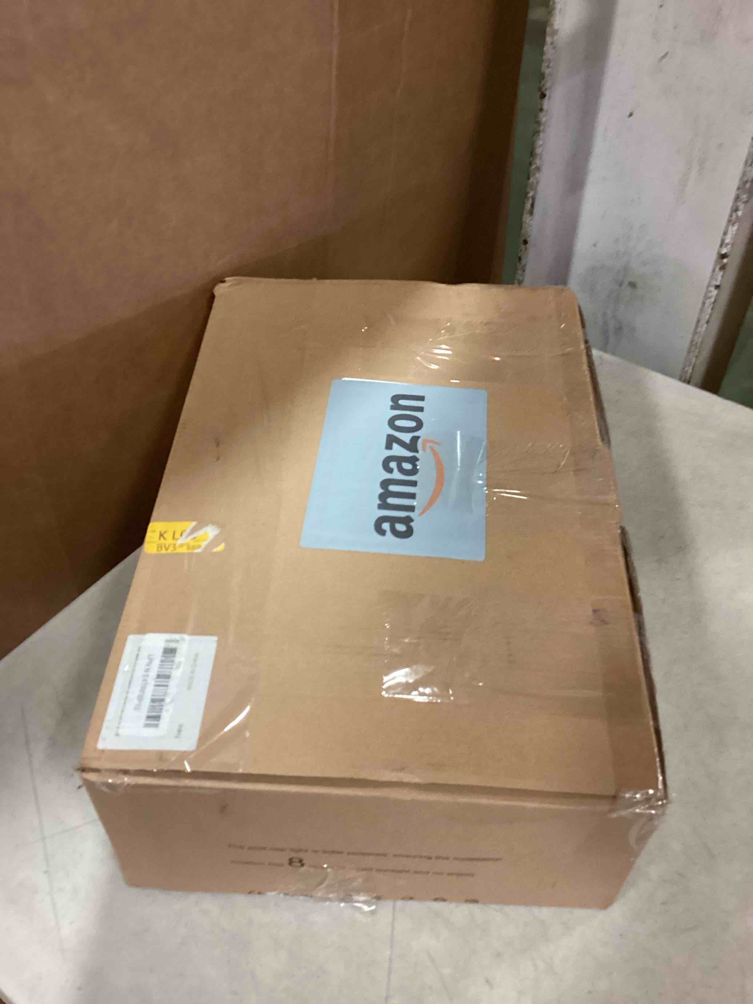 https://s3.amazonaws.com/lotting-images-prod/bidfta/RED6672757_1722447725821.jpeg