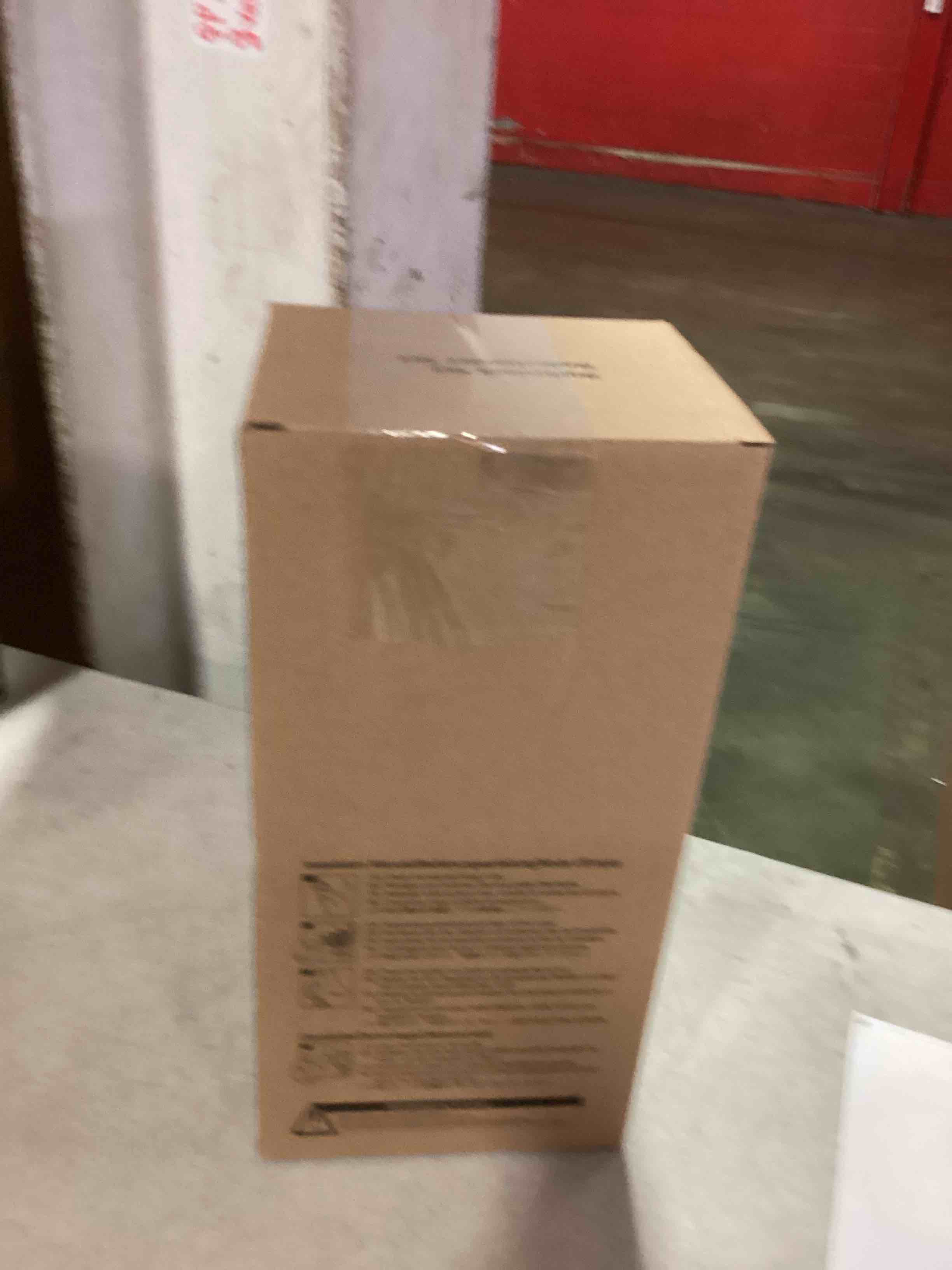 https://s3.amazonaws.com/lotting-images-prod/bidfta/RED6673029_1722534434711.jpeg