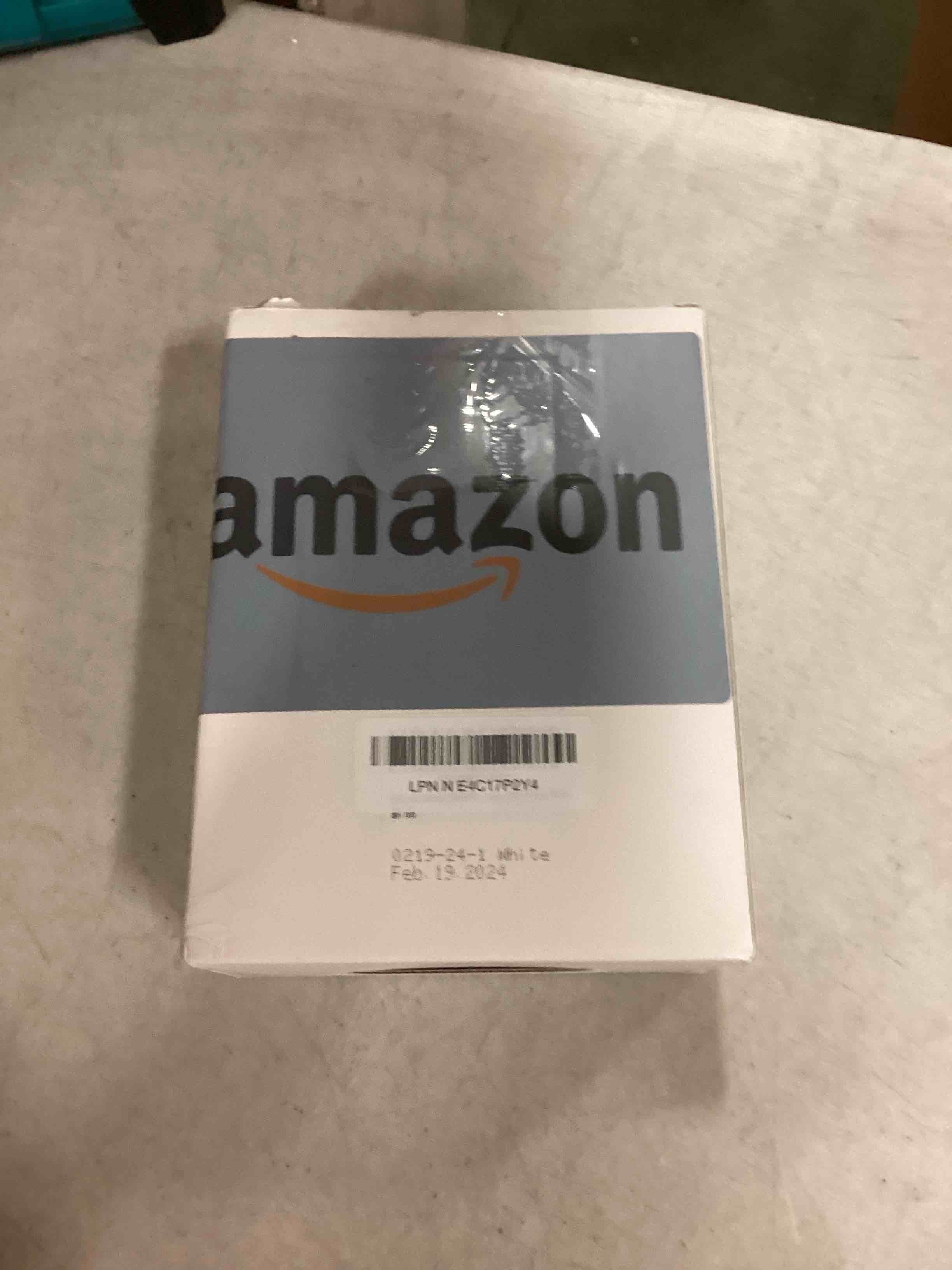 https://s3.amazonaws.com/lotting-images-prod/bidfta/RED6673268_1722613631660.jpeg